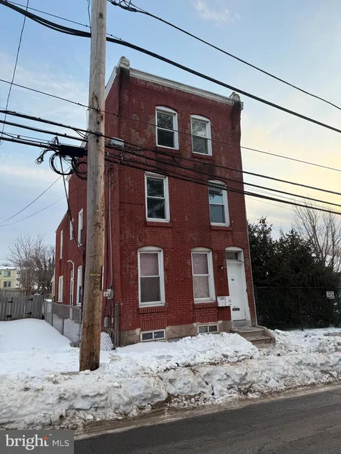 716 E Marshall Street APT 2, Norristown, PA MLS: PAMC2167128