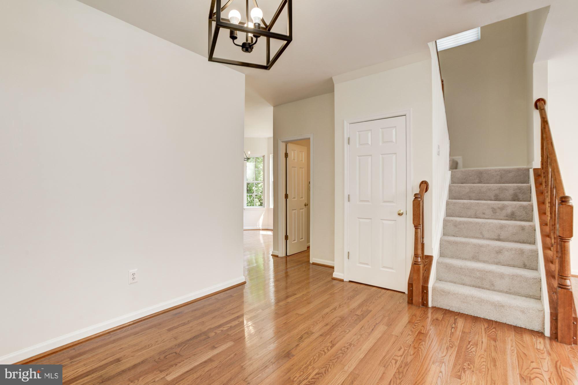 VILLAGE OF RIVER HILL - Residential