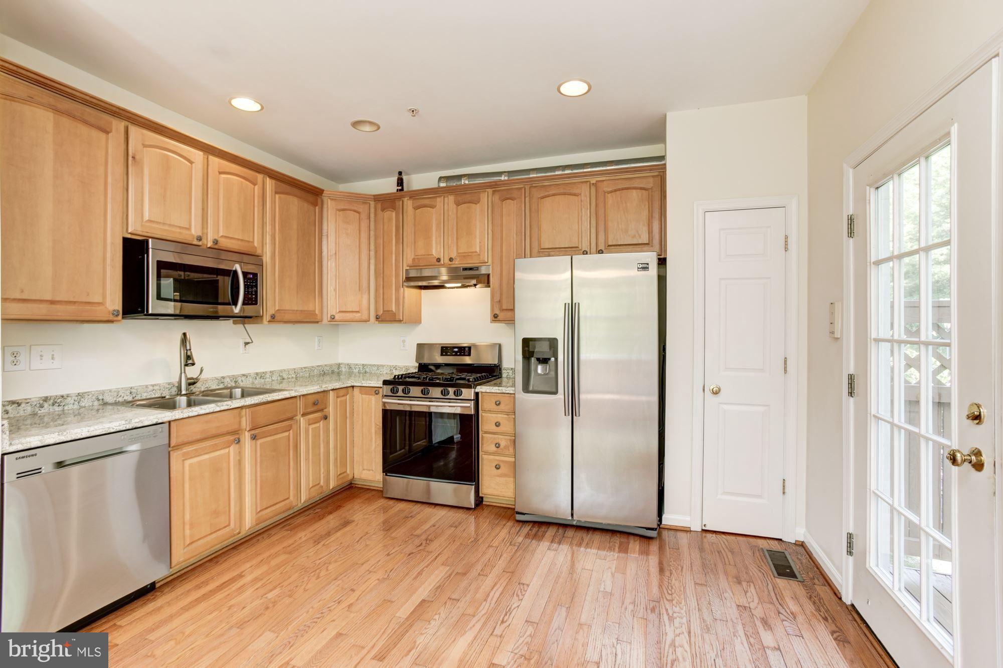 VILLAGE OF RIVER HILL - Residential