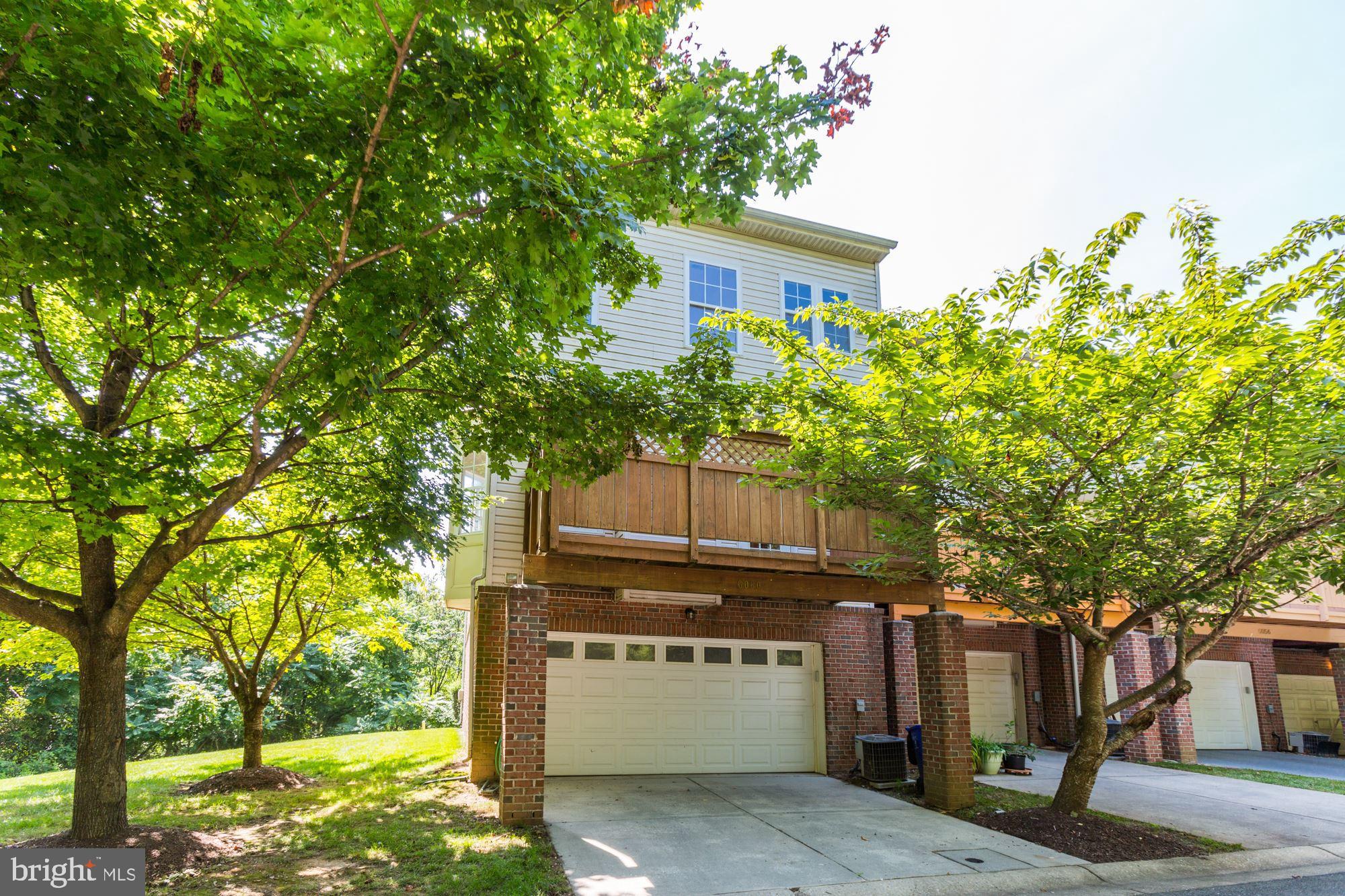 VILLAGE OF RIVER HILL - Residential