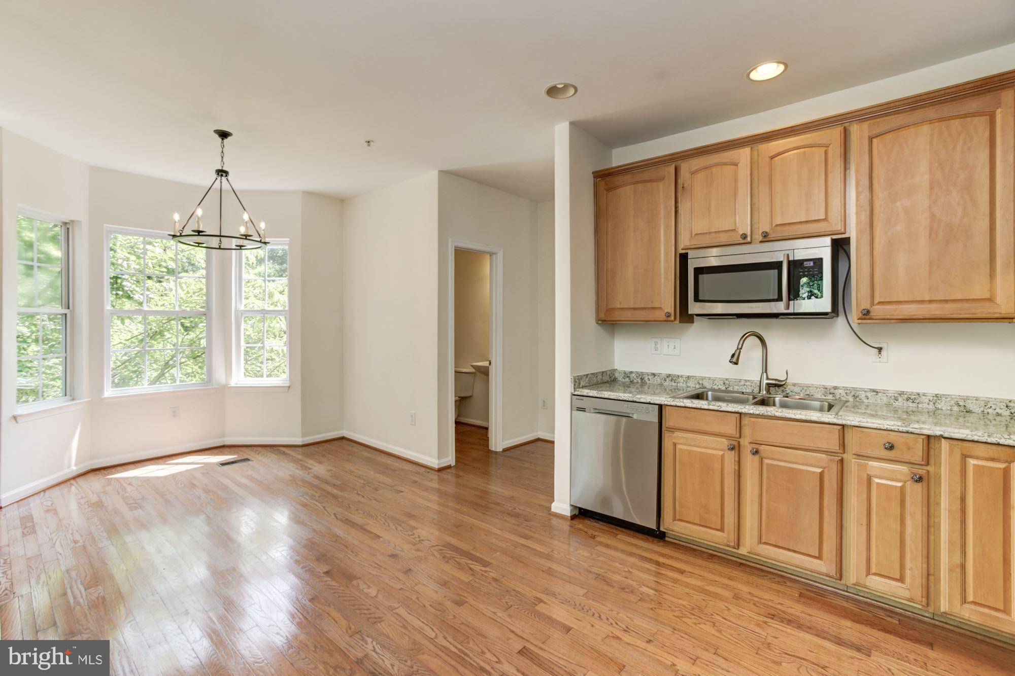 VILLAGE OF RIVER HILL - Residential