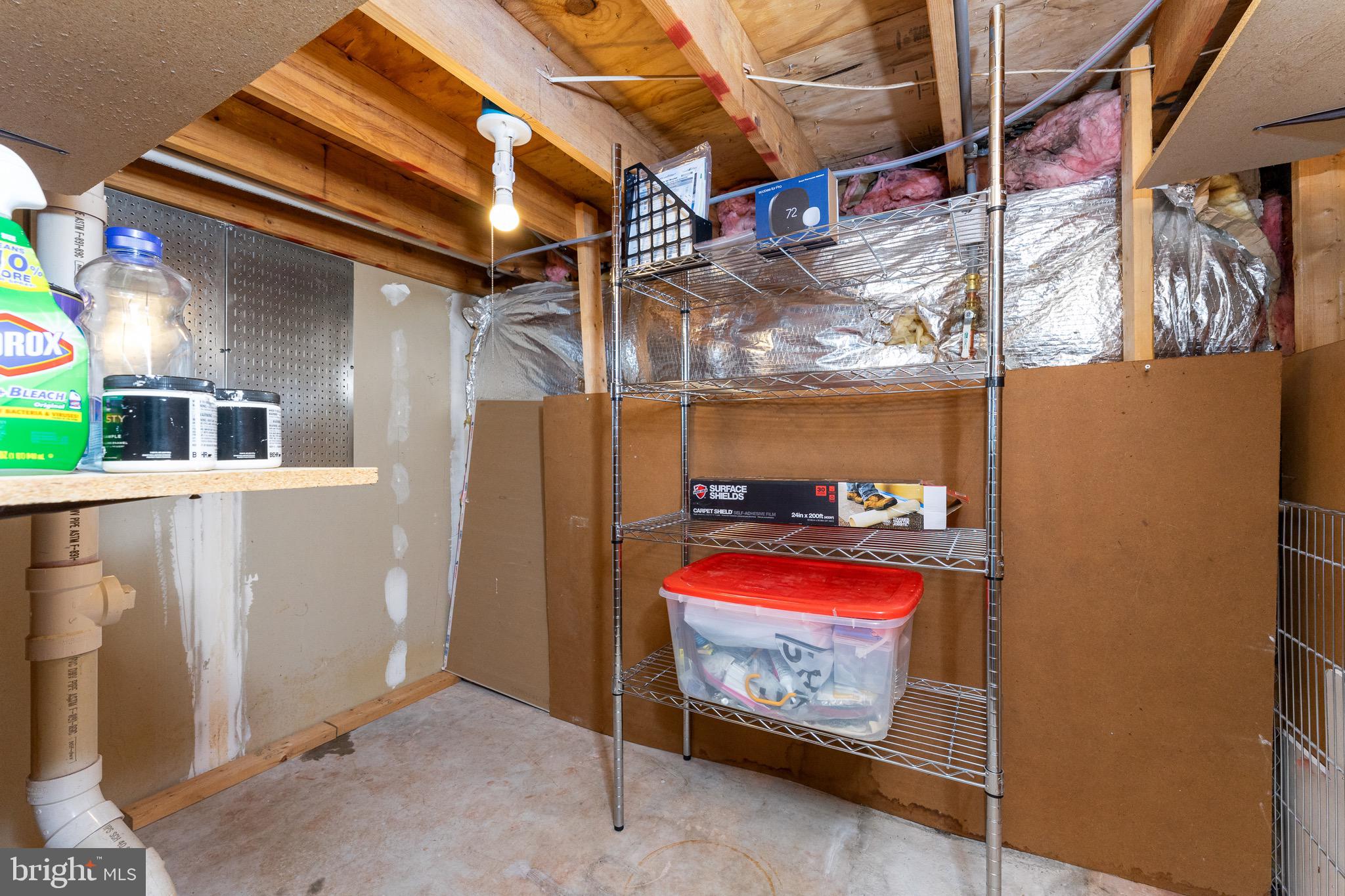 TUDOR OAKS (TH) - Residential