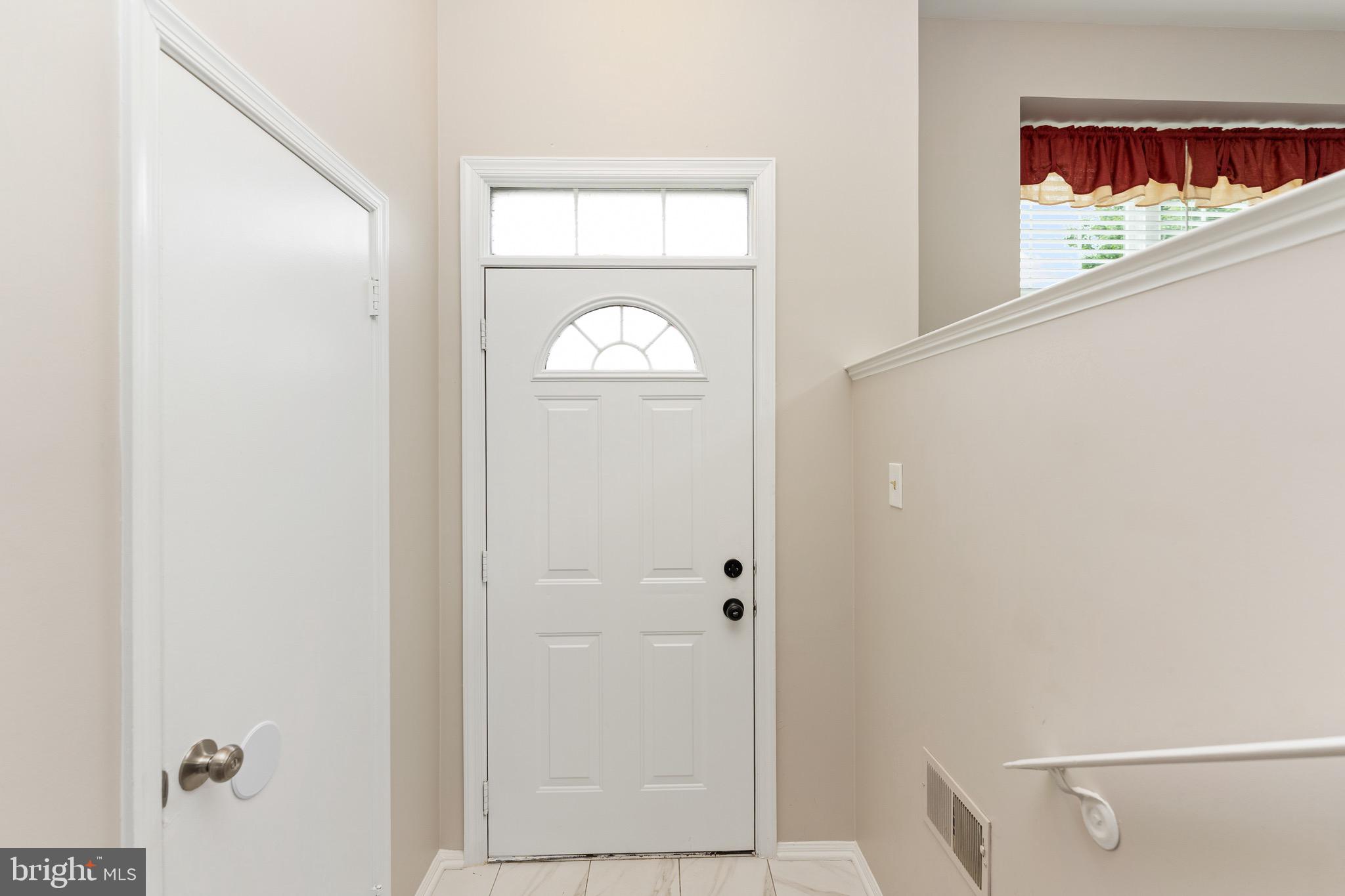 TUDOR OAKS (TH) - Residential