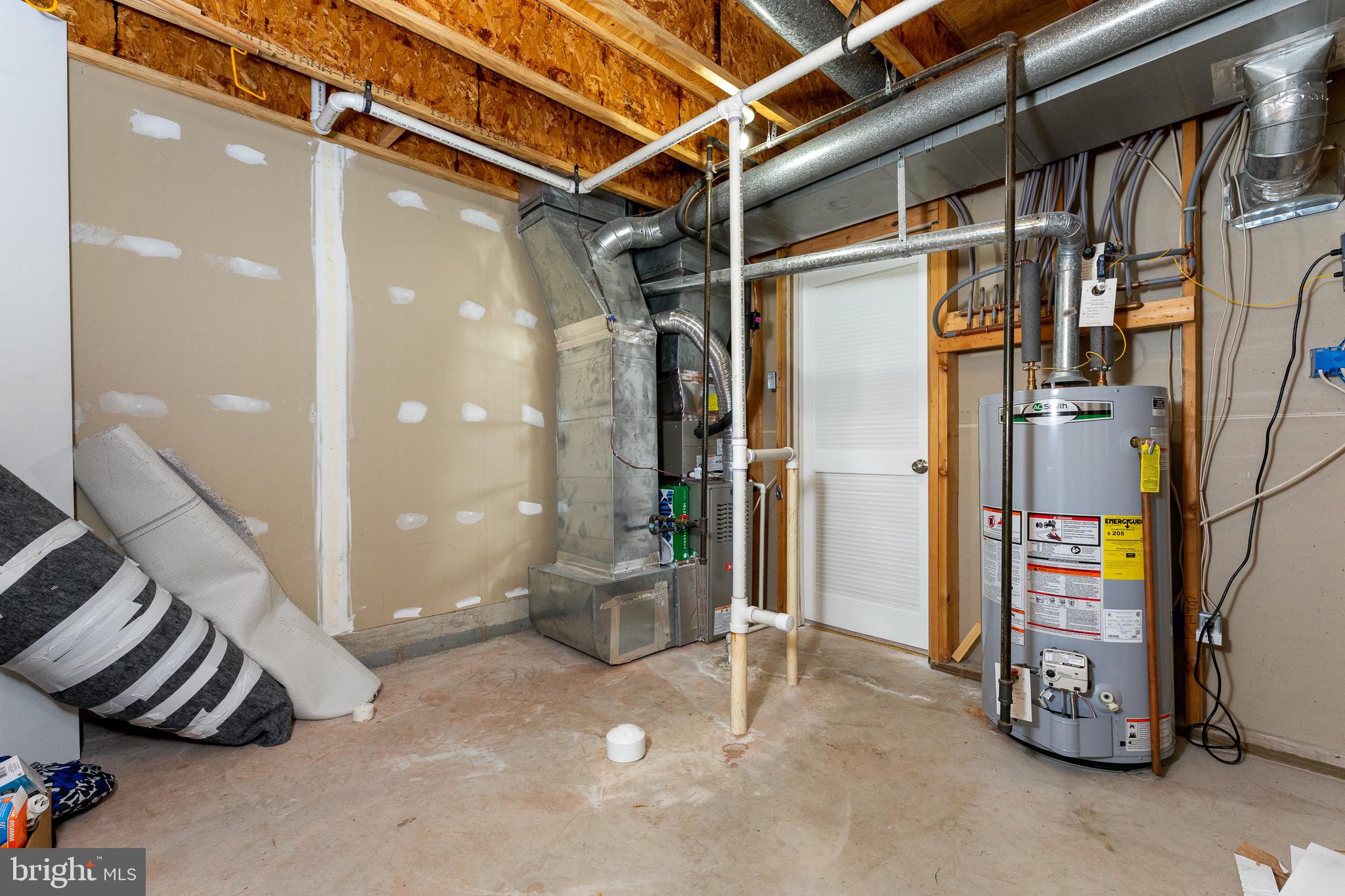 TUDOR OAKS (TH) - Residential