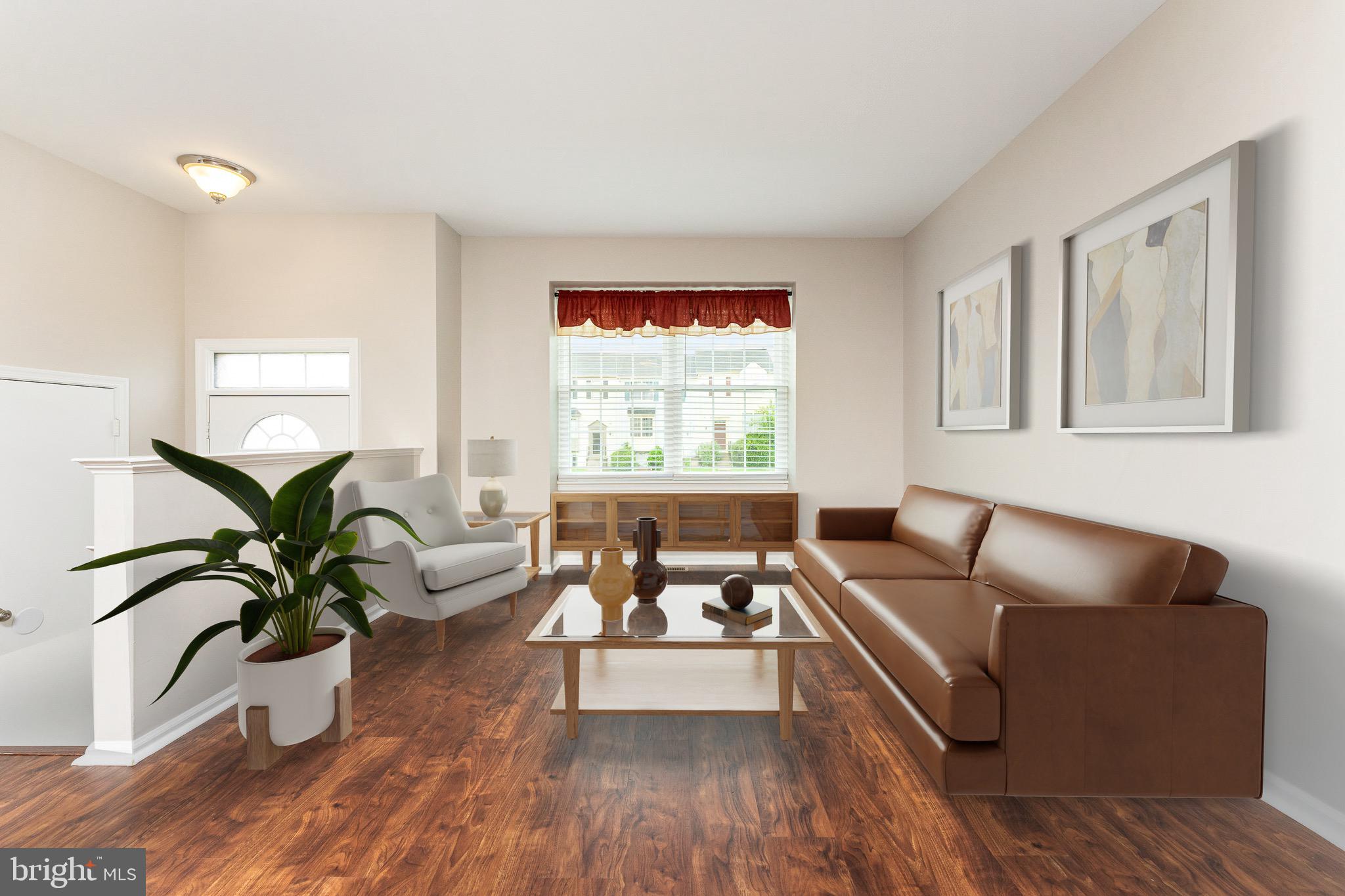 TUDOR OAKS (TH) - Residential