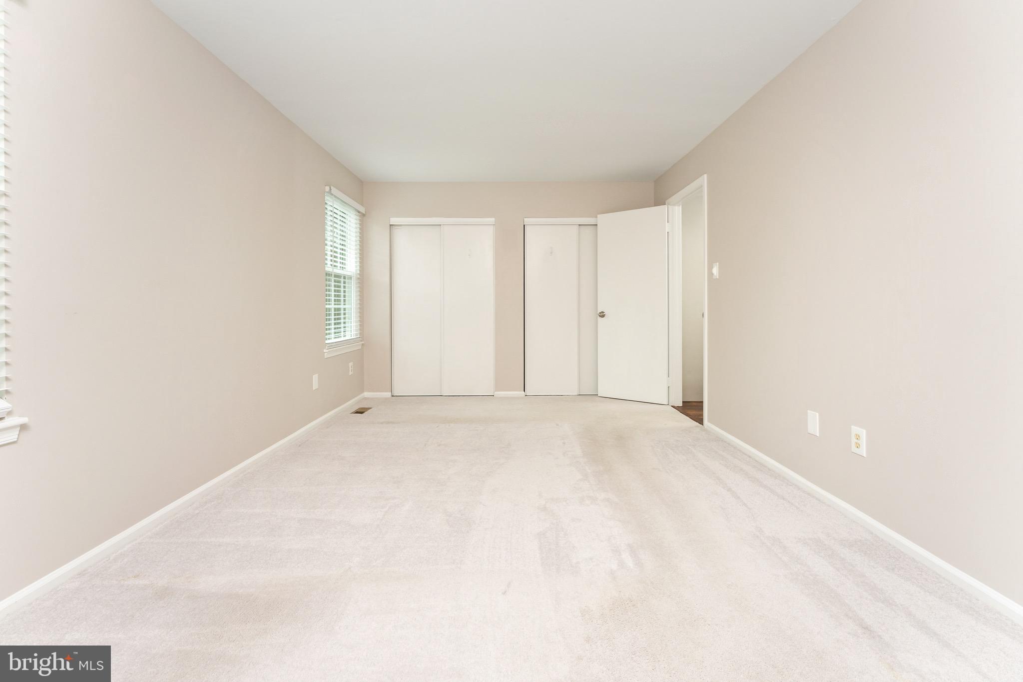 TUDOR OAKS (TH) - Residential