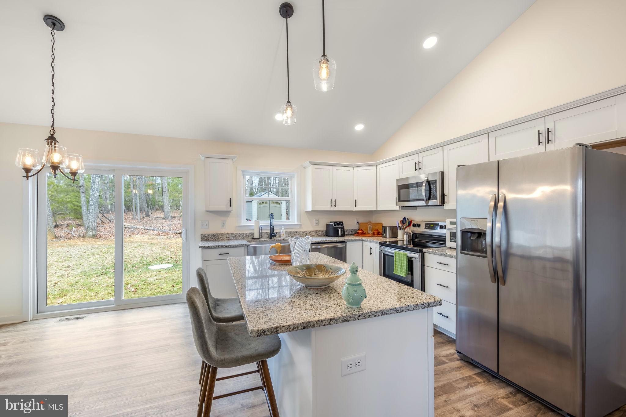 LAKE WILDERNESS - Residential