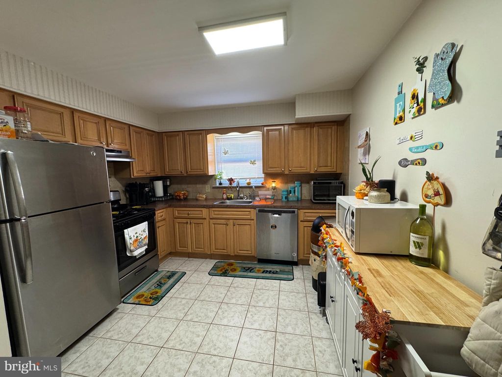 Photo of 1705 Solly Avenue, PHILADELPHIA, PA 19152 (MLS # PAPH2549290)
