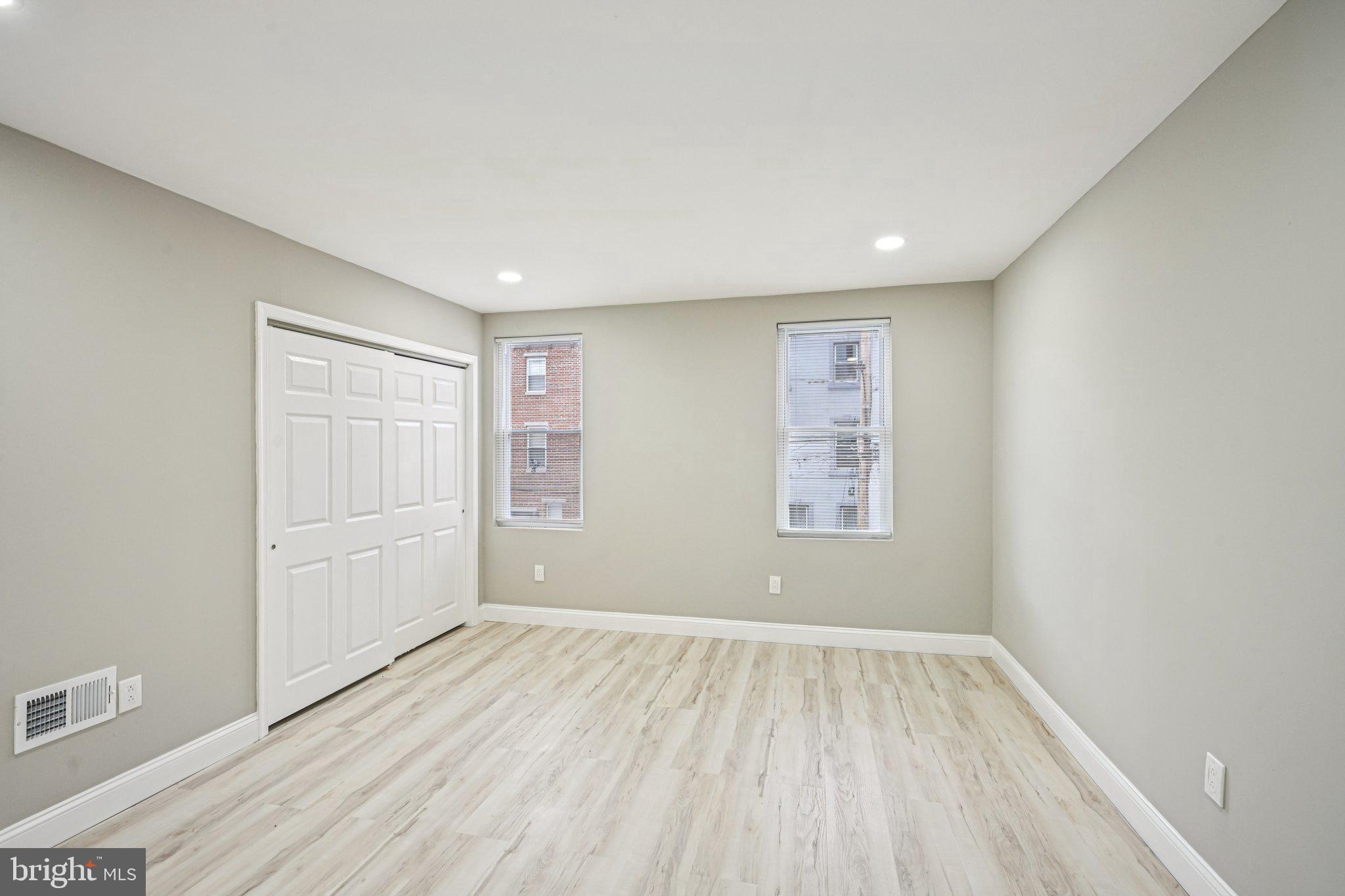 NORRIS SQUARE - Residential