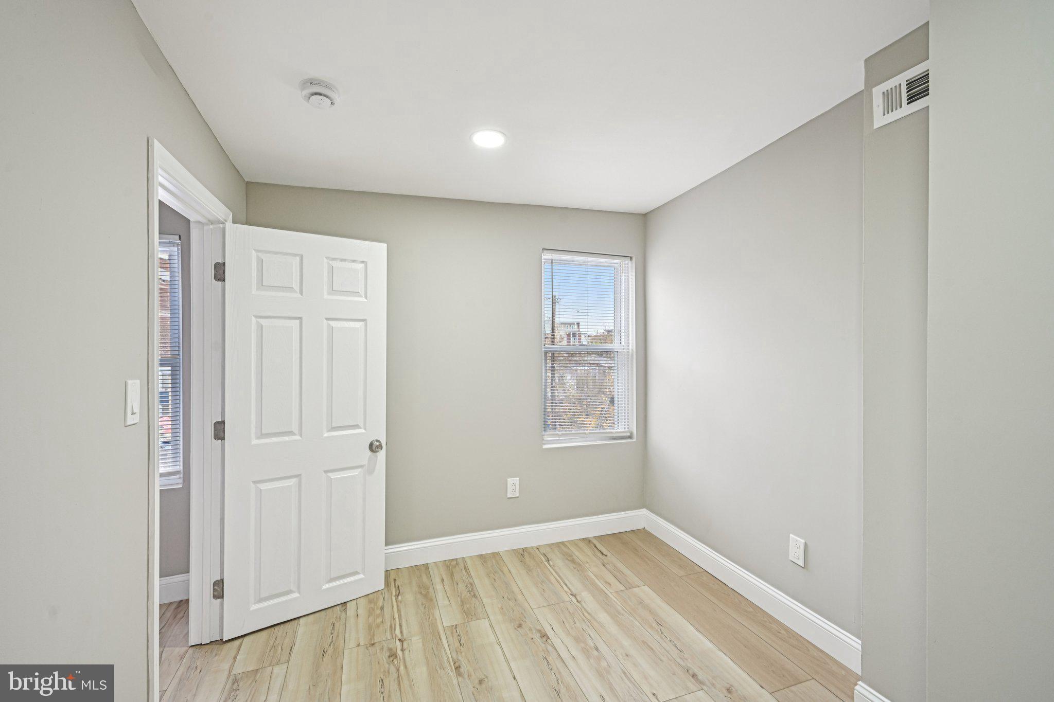 NORRIS SQUARE - Residential