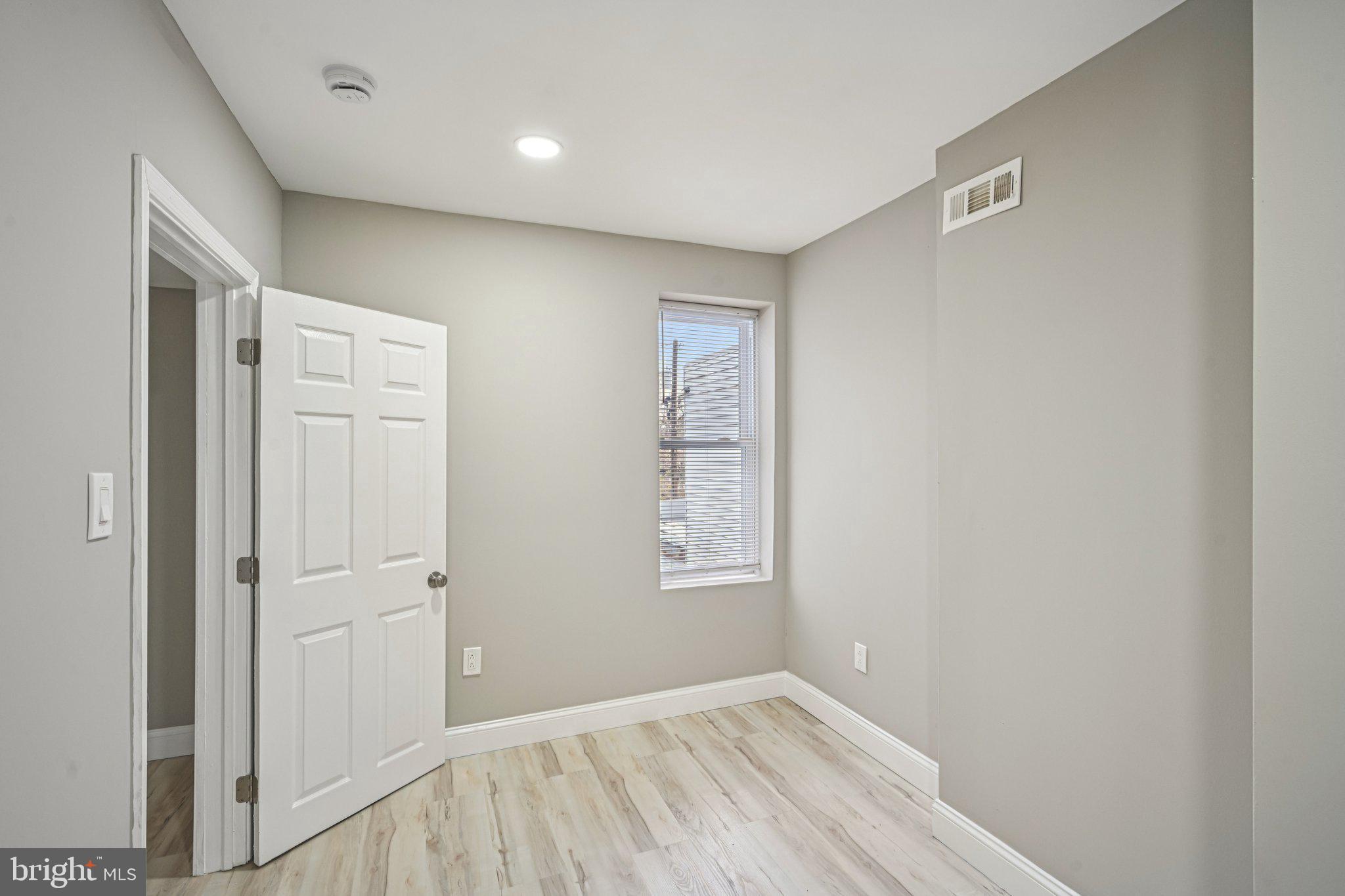 NORRIS SQUARE - Residential