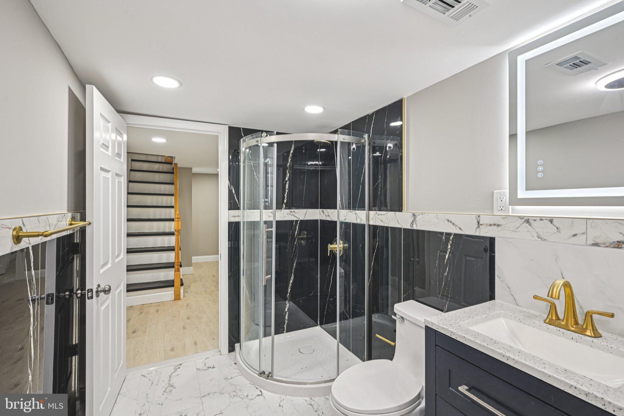 NORRIS SQUARE - Residential