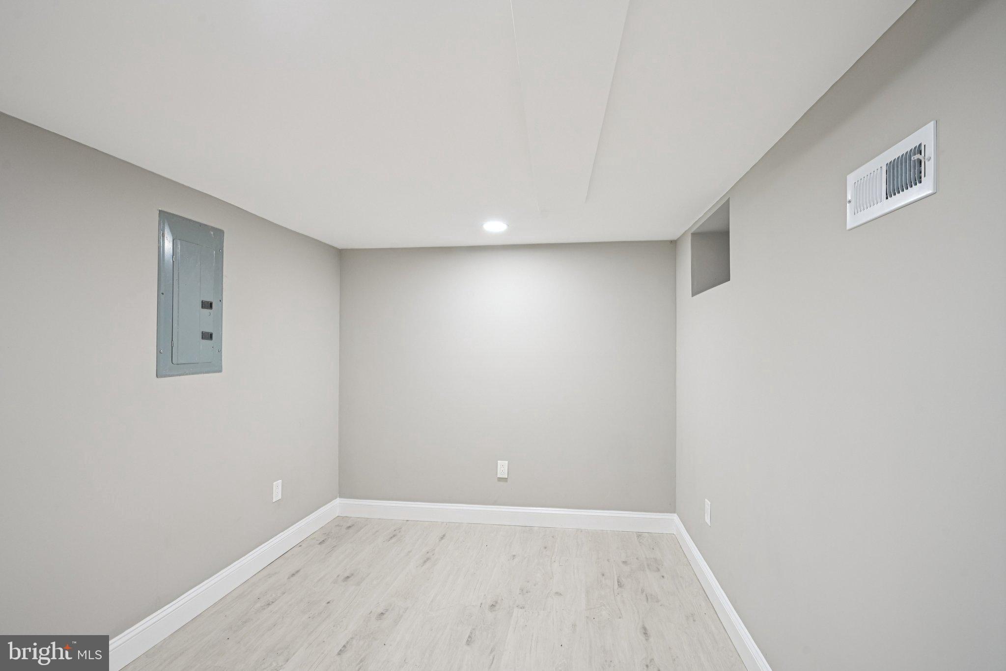 NORRIS SQUARE - Residential