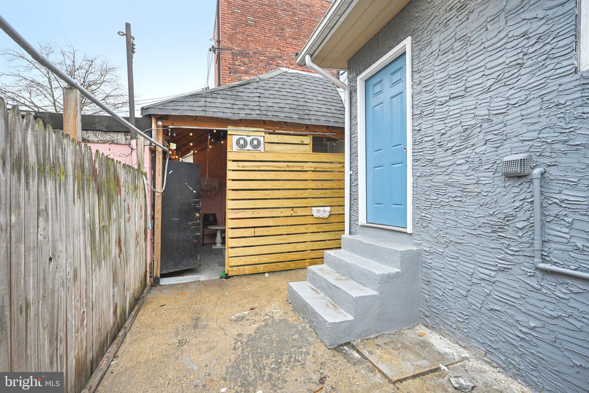 NORRIS SQUARE - Residential