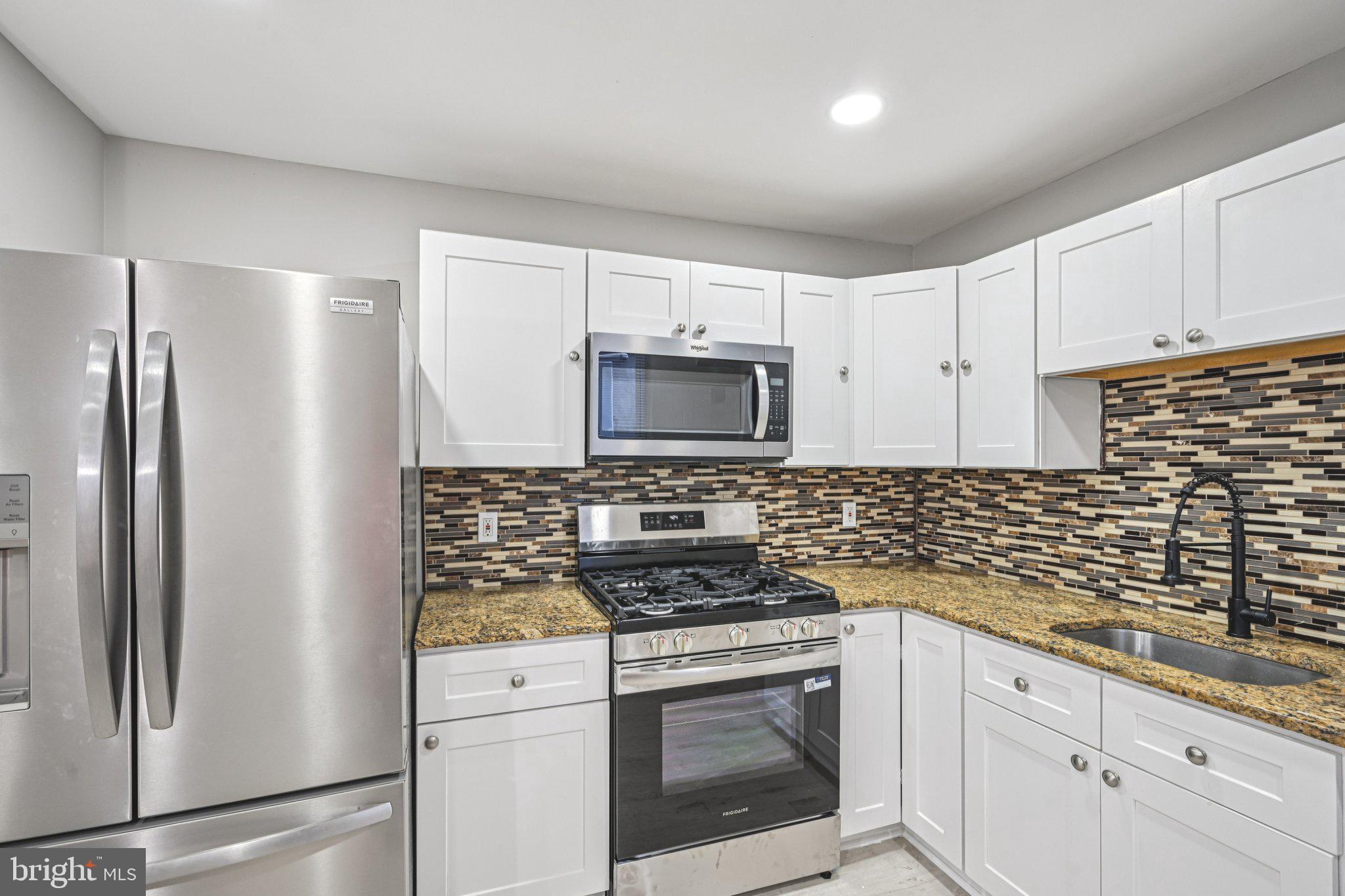 NORRIS SQUARE - Residential