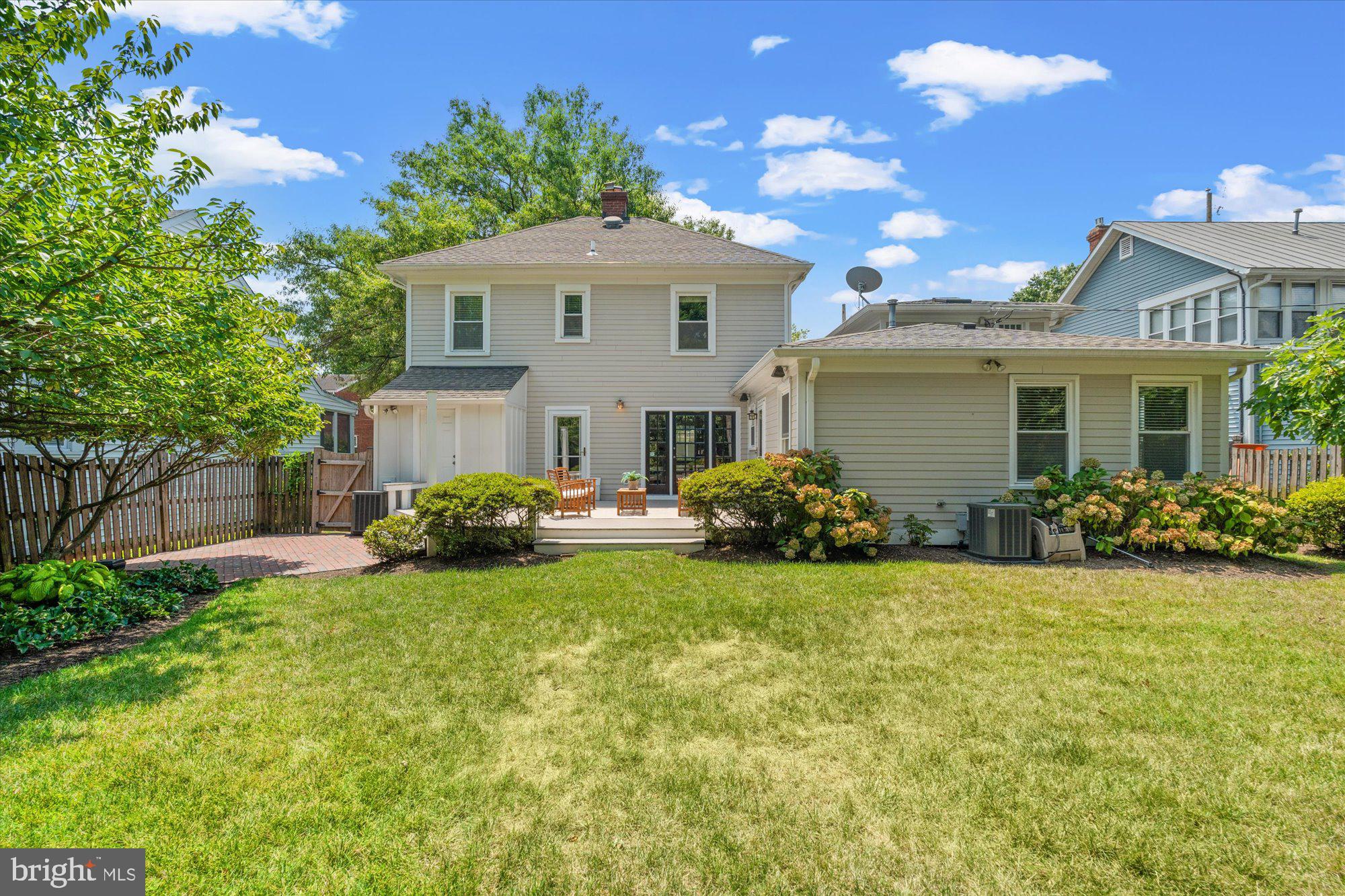 DEL RAY - Residential