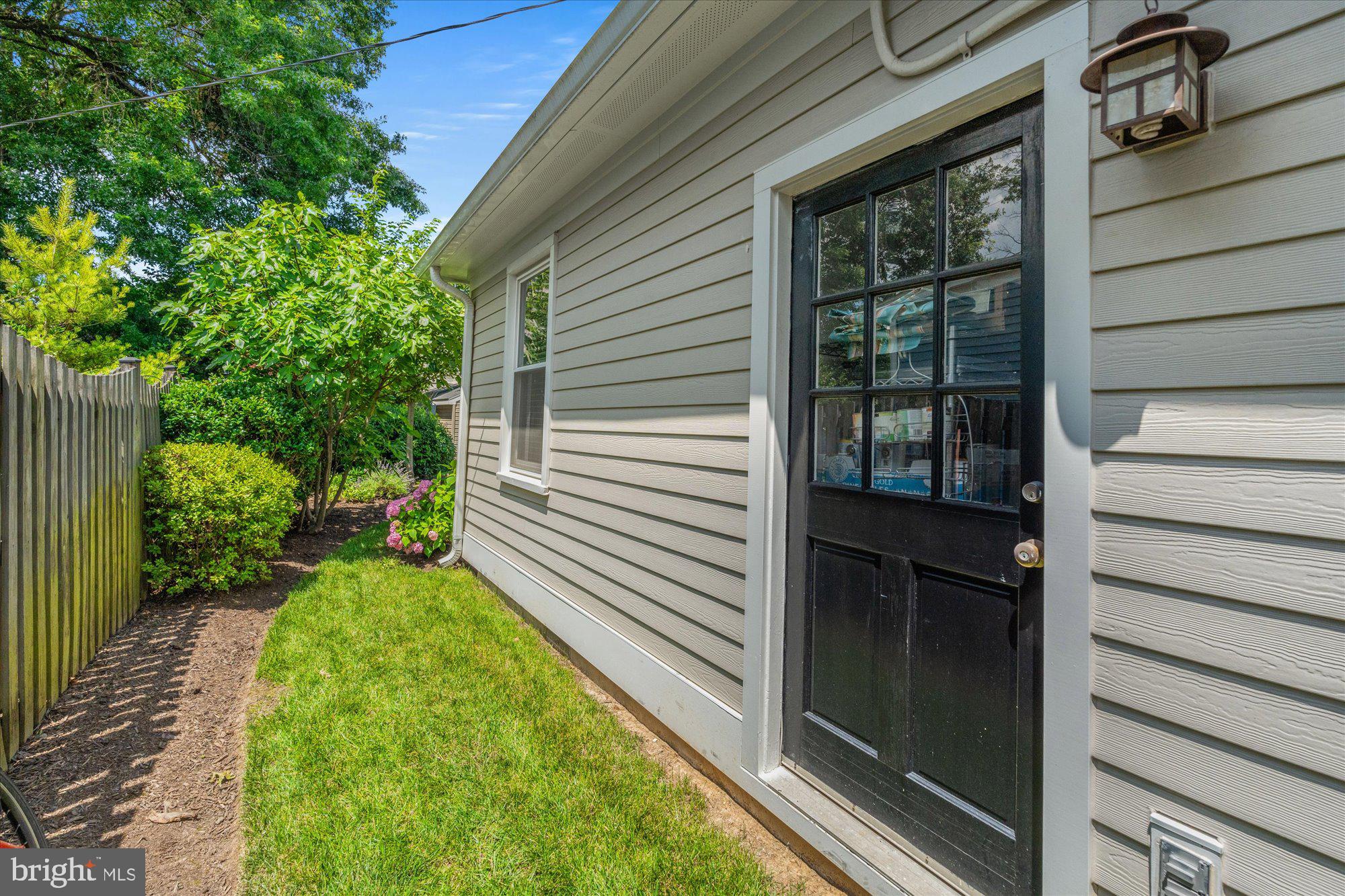 DEL RAY - Residential