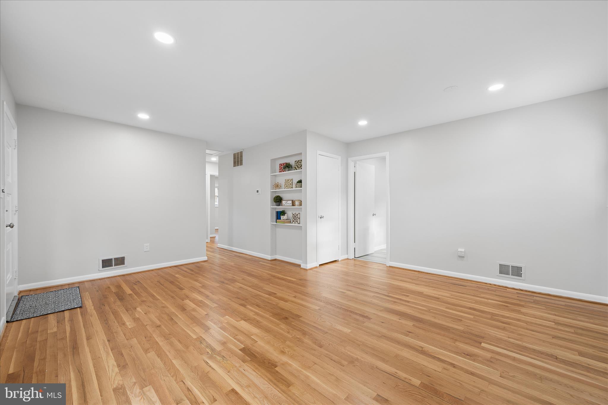 115 WOODLAND ROAD