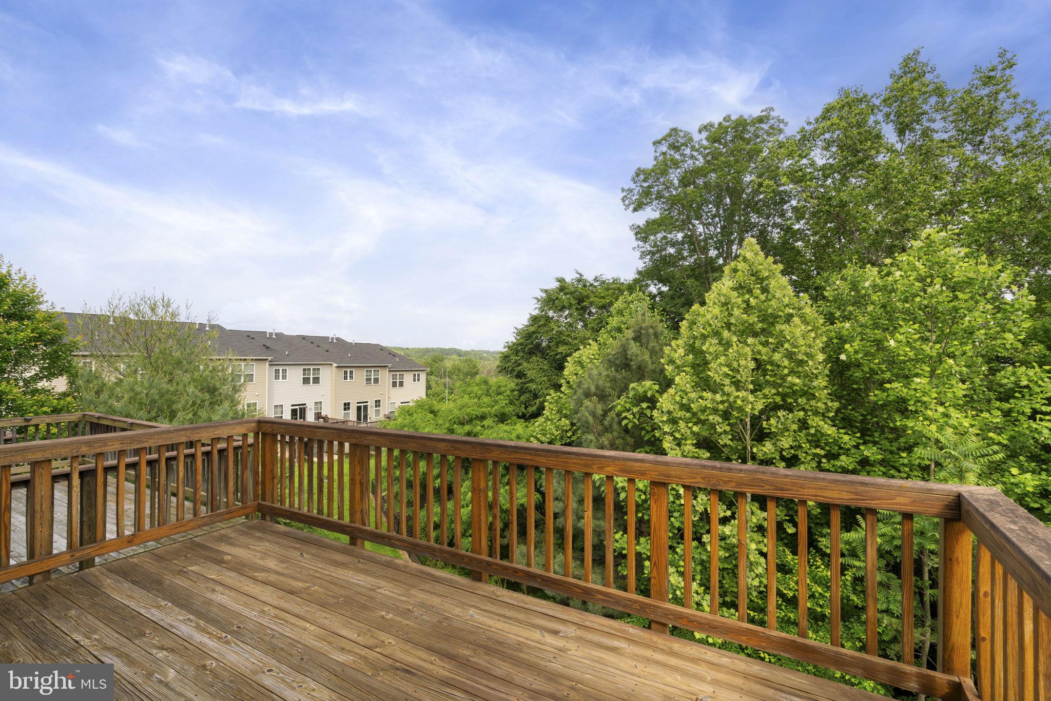 VILLAGE AT WOODSTREAM - Residential Lease