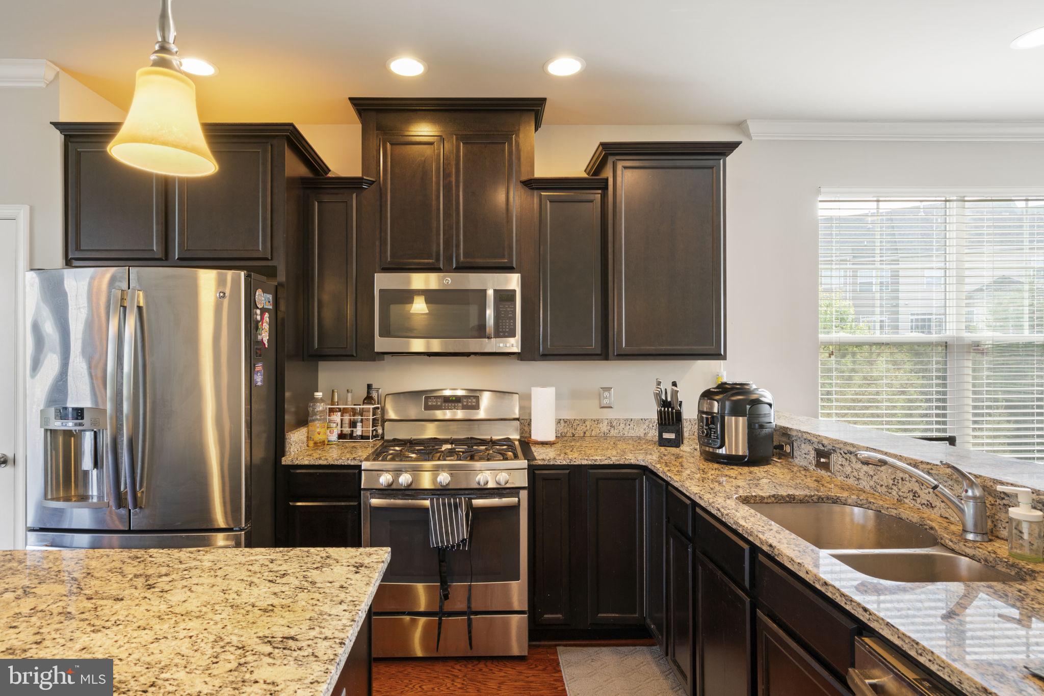 VILLAGE AT WOODSTREAM - Residential Lease