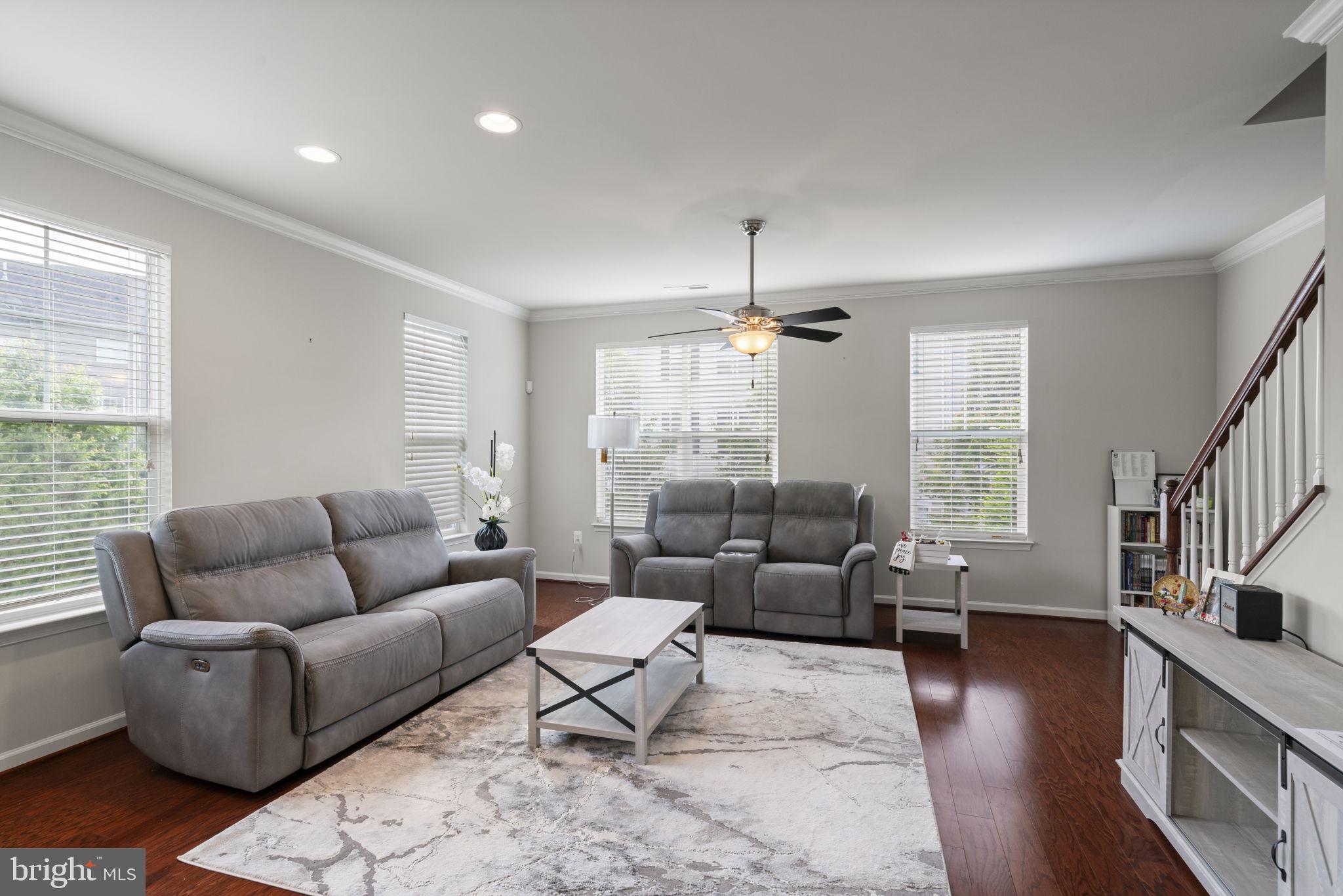 VILLAGE AT WOODSTREAM - Residential Lease