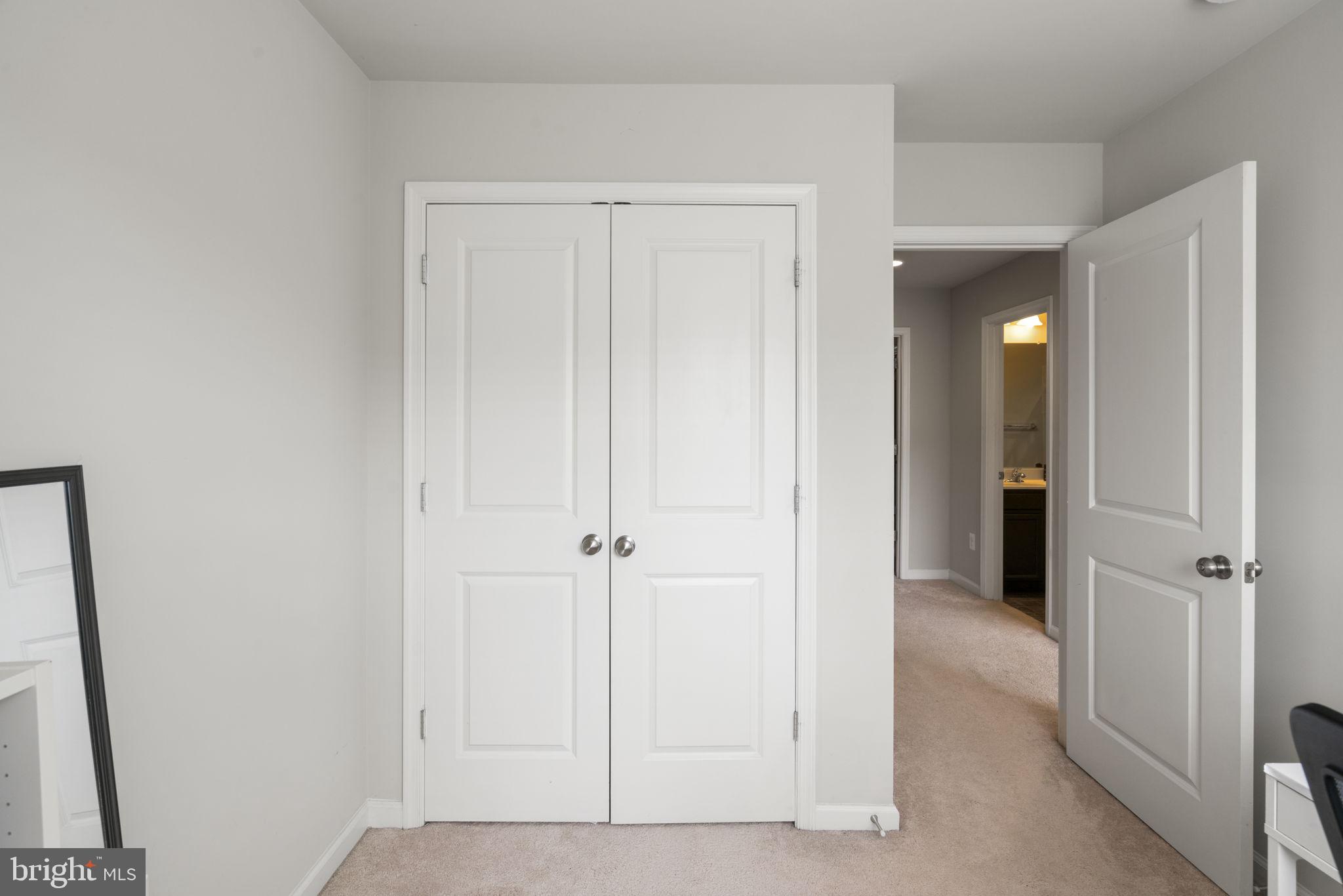 VILLAGE AT WOODSTREAM - Residential Lease