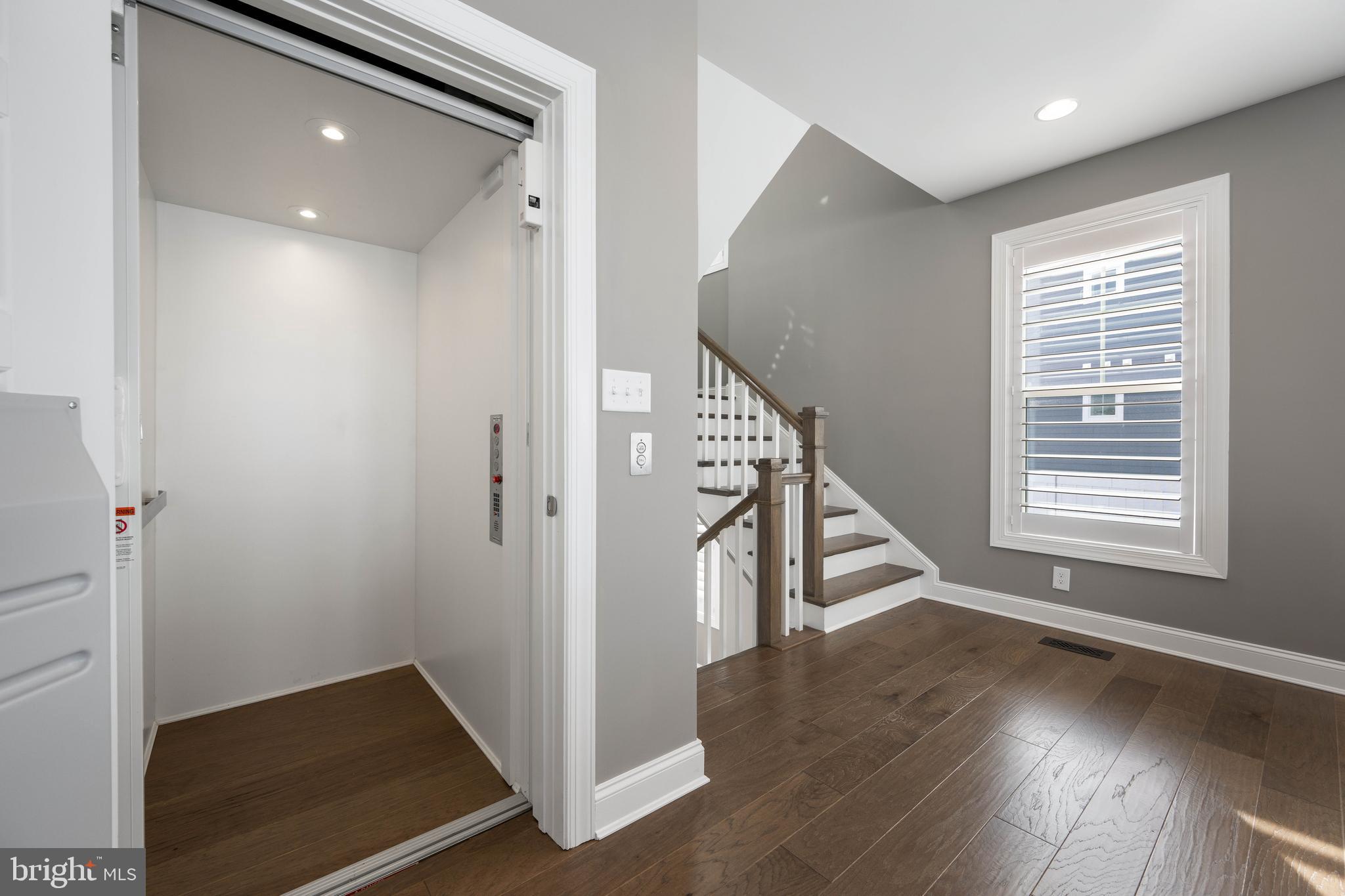 PENINSULA - Residential