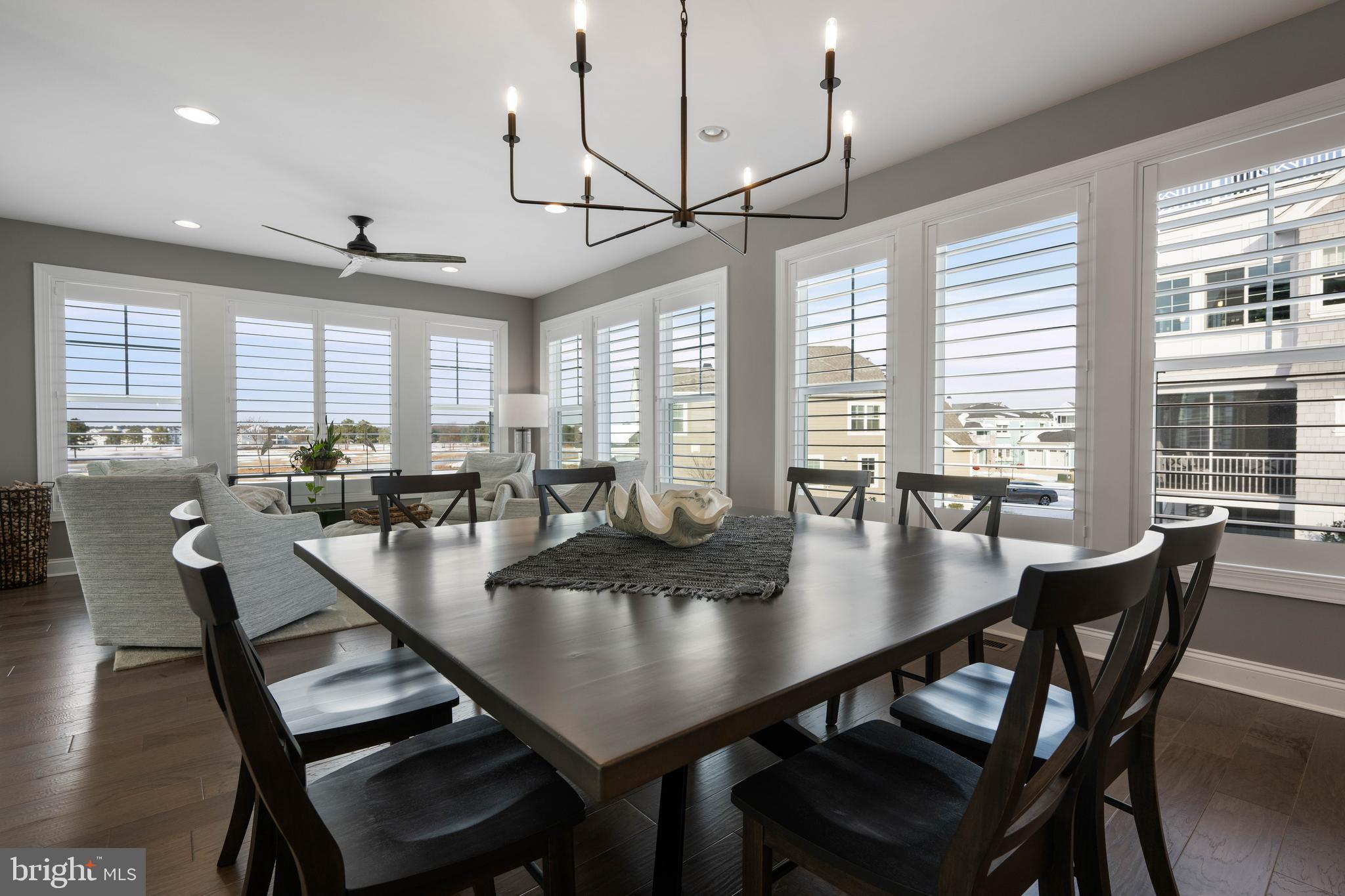 PENINSULA - Residential