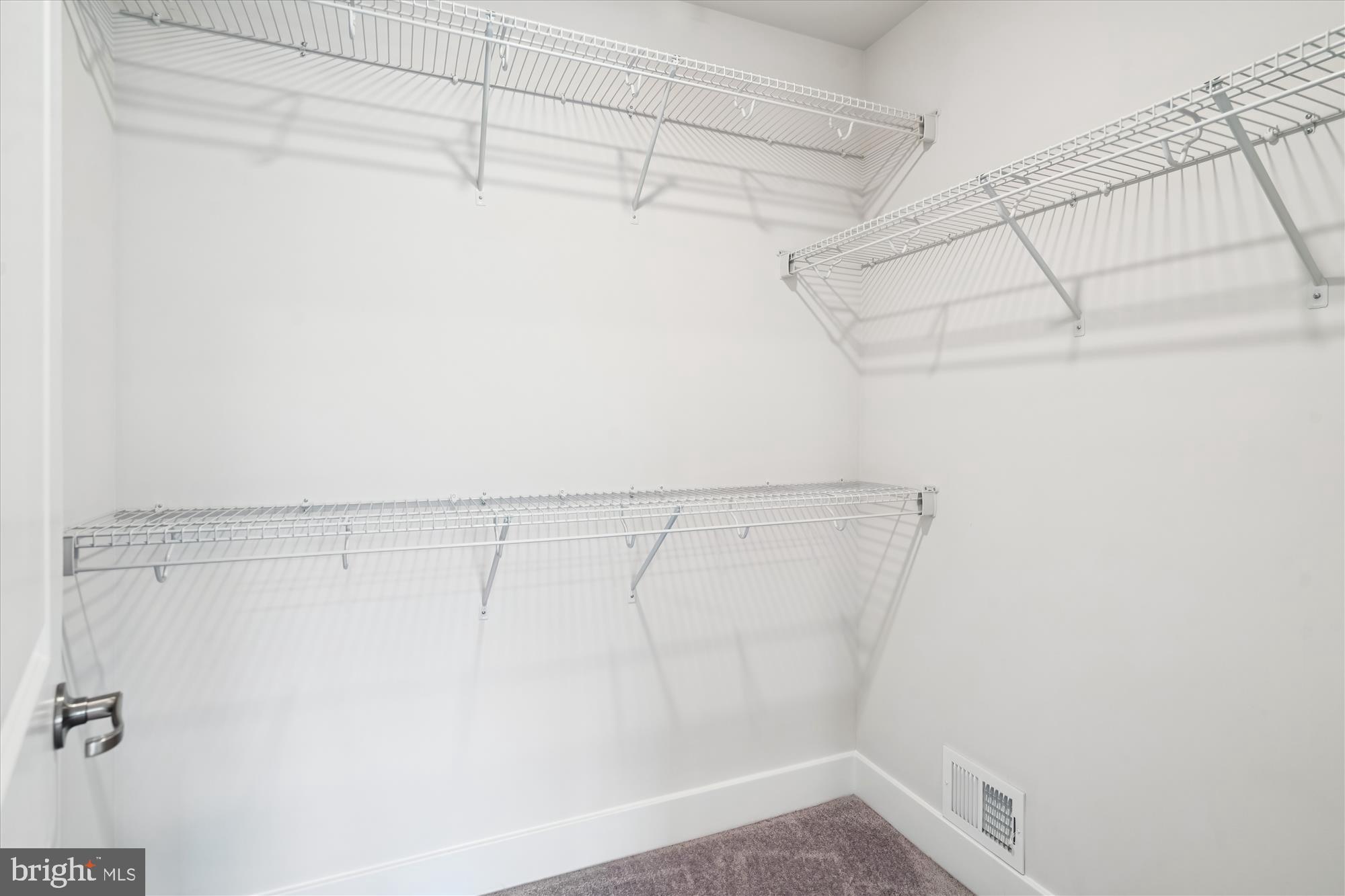 BLUE STREAM - Residential