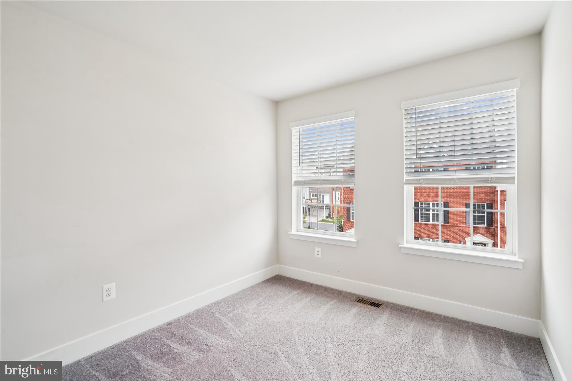 BLUE STREAM - Residential