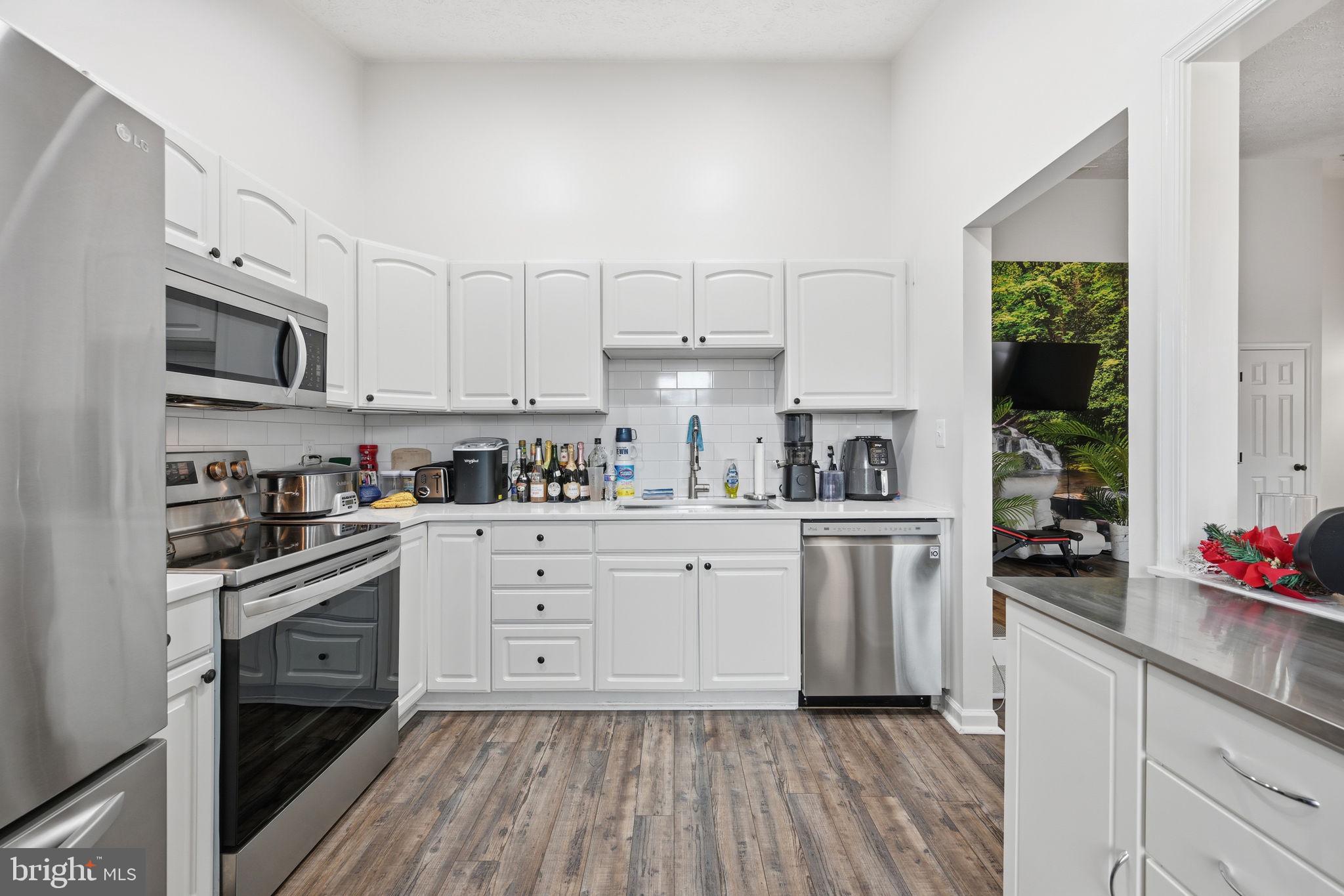 PINEY ORCHARD - Residential