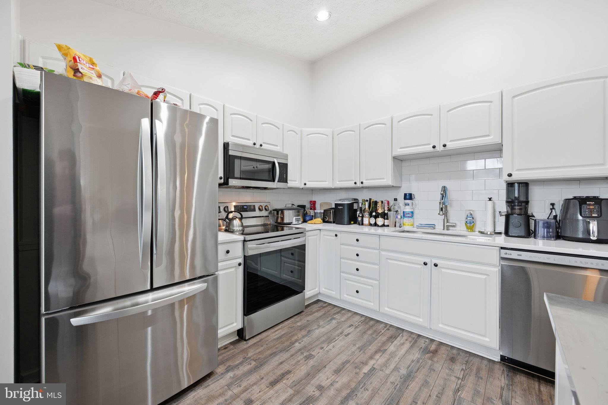 PINEY ORCHARD - Residential