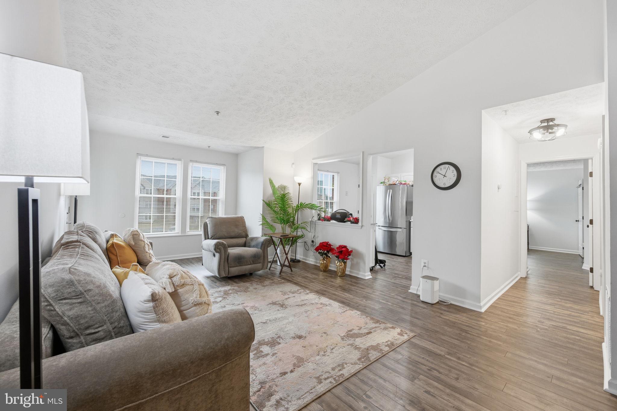 PINEY ORCHARD - Residential