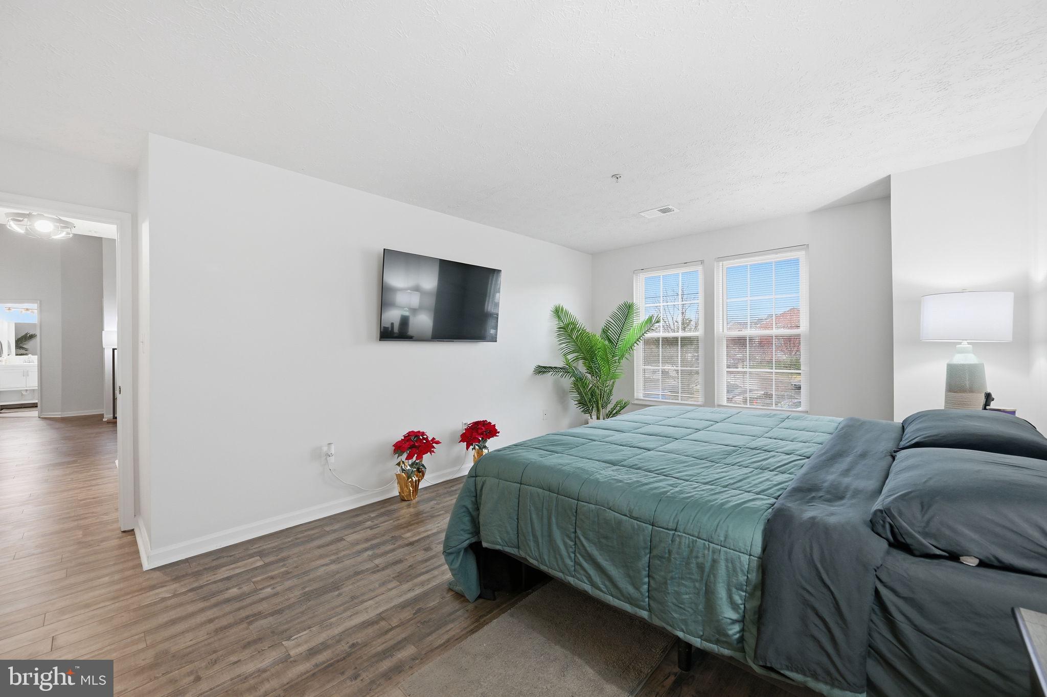 PINEY ORCHARD - Residential