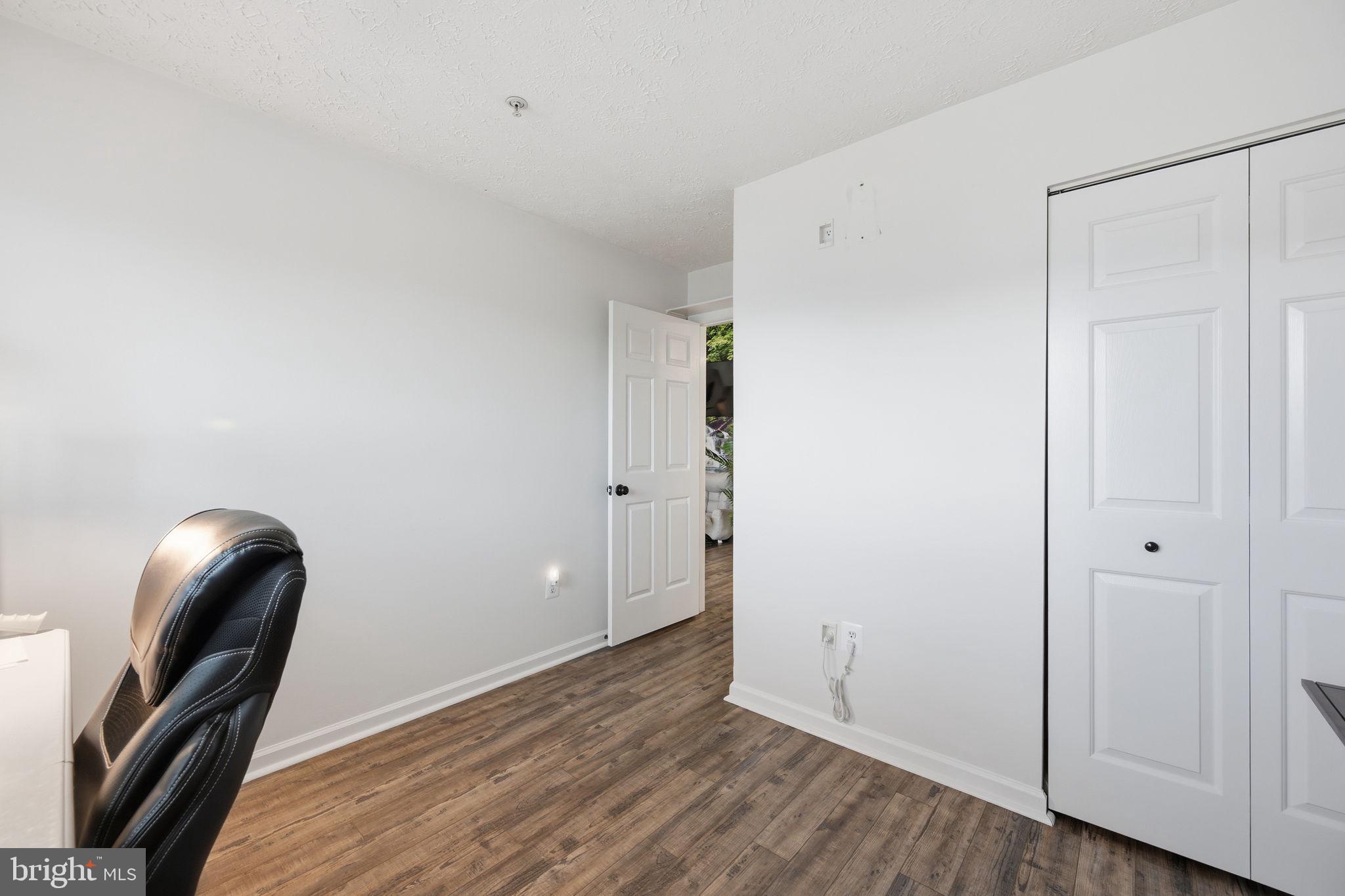 PINEY ORCHARD - Residential