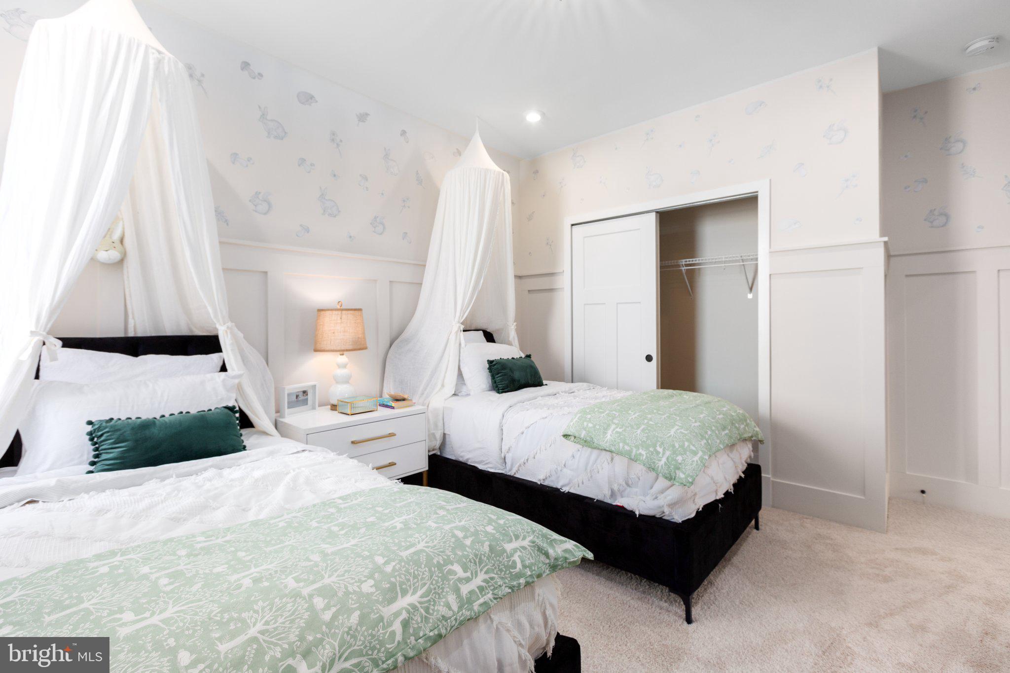 PELHAM'S CROSSING - Residential