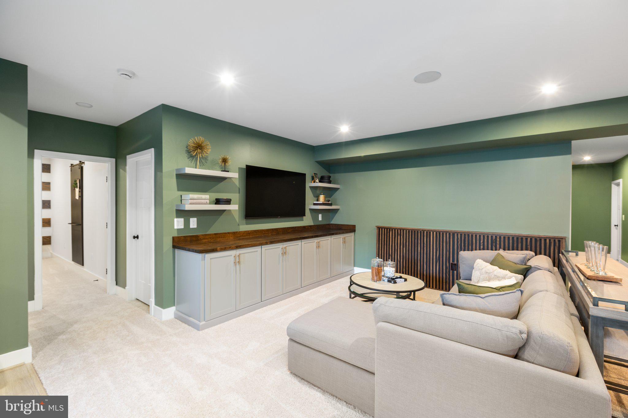 PELHAM'S CROSSING - Residential