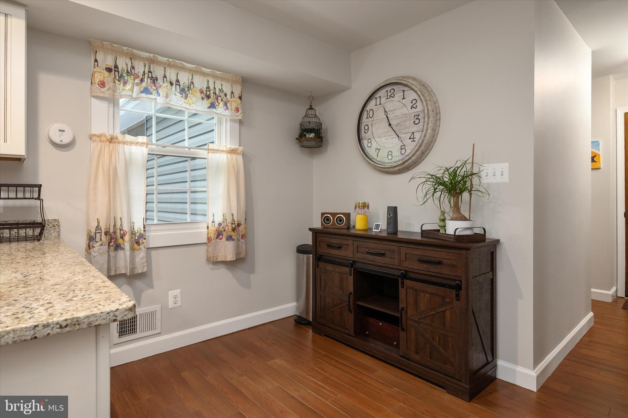 GREENHILL MANOR - Residential