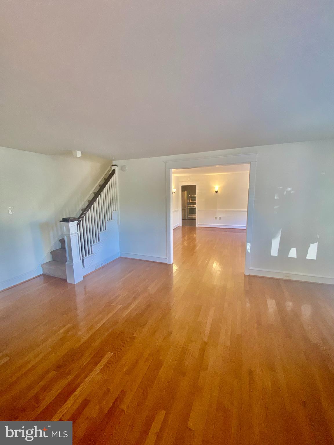 Just a few blocks from State Street, the train station, and all the shops and restaurants in the heart of Media, this updated corner twin offers comfort and convenience in the Rose Tree Media School District.
The first floor features hardwood floors, a spacious living room, and a large dining room. The updated kitchen includes stainless steel appliances, granite countertops, and ceramic tile flooring, with access to a small outdoor space perfect for a table and grill.
Upstairs, the second floor has three bedrooms and a full hall bath. The third floor offers a large open bedroom with its own full bathroom. Access to this third-floor space is through the front second-floor bedroom, making it a great option for a primary suite, guest suite, or creative space.
The basement includes a washer and dryer and provides plenty of room for storage. Permit street parking available.
This home is close to parks, restaurants, shopping, and more, don't miss the chance to make it yours!