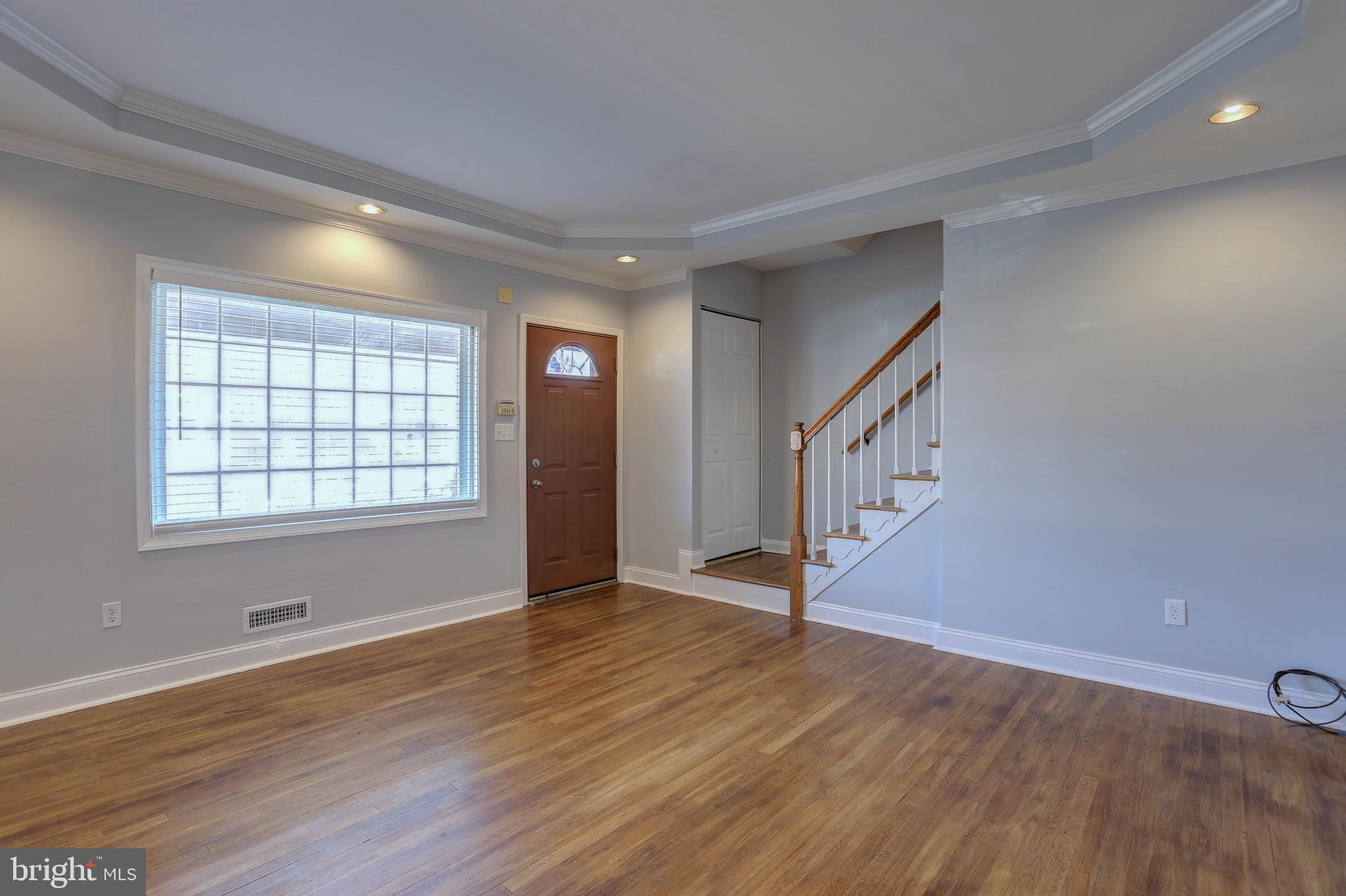 EASTCREST - Residential