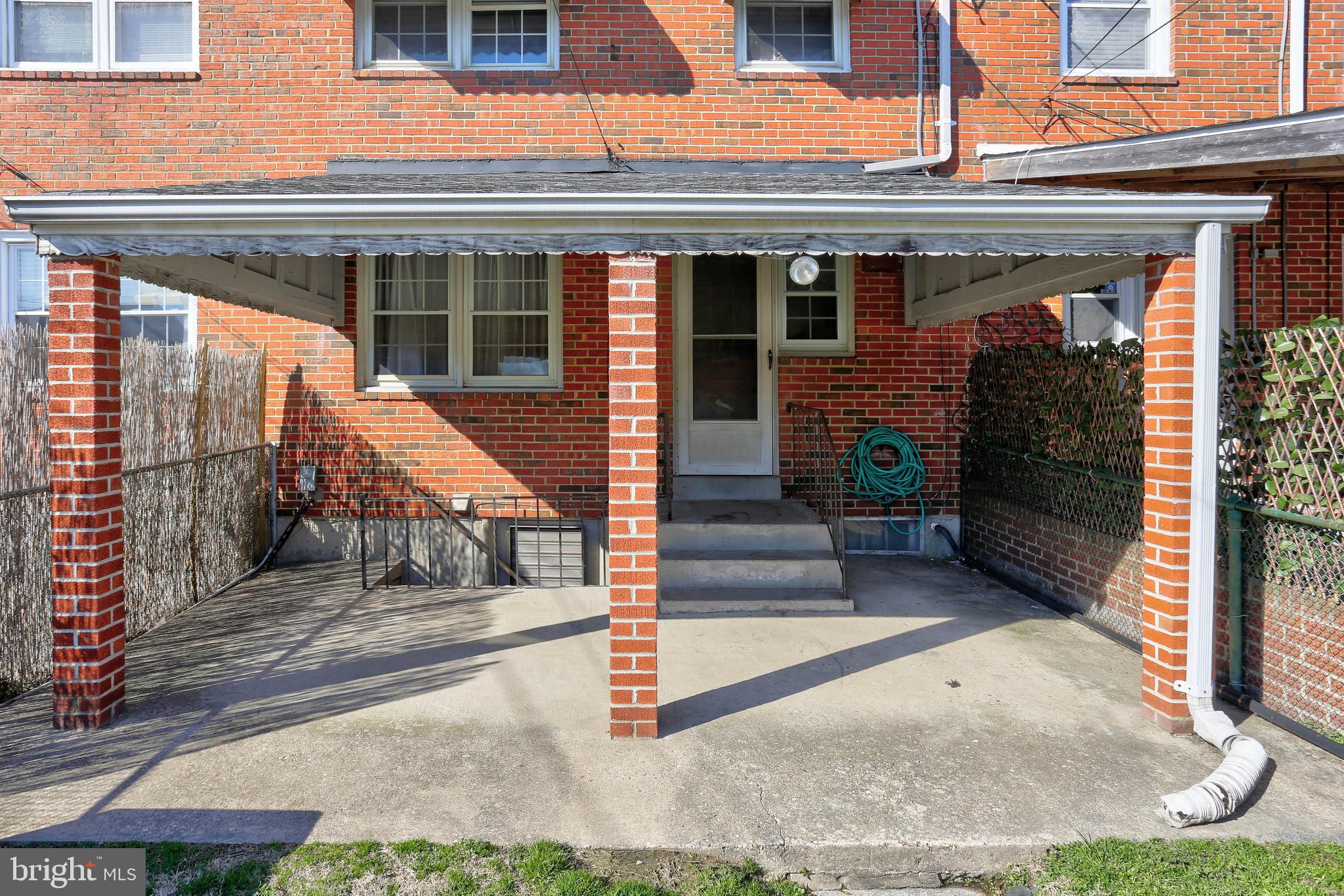 EASTCREST - Residential