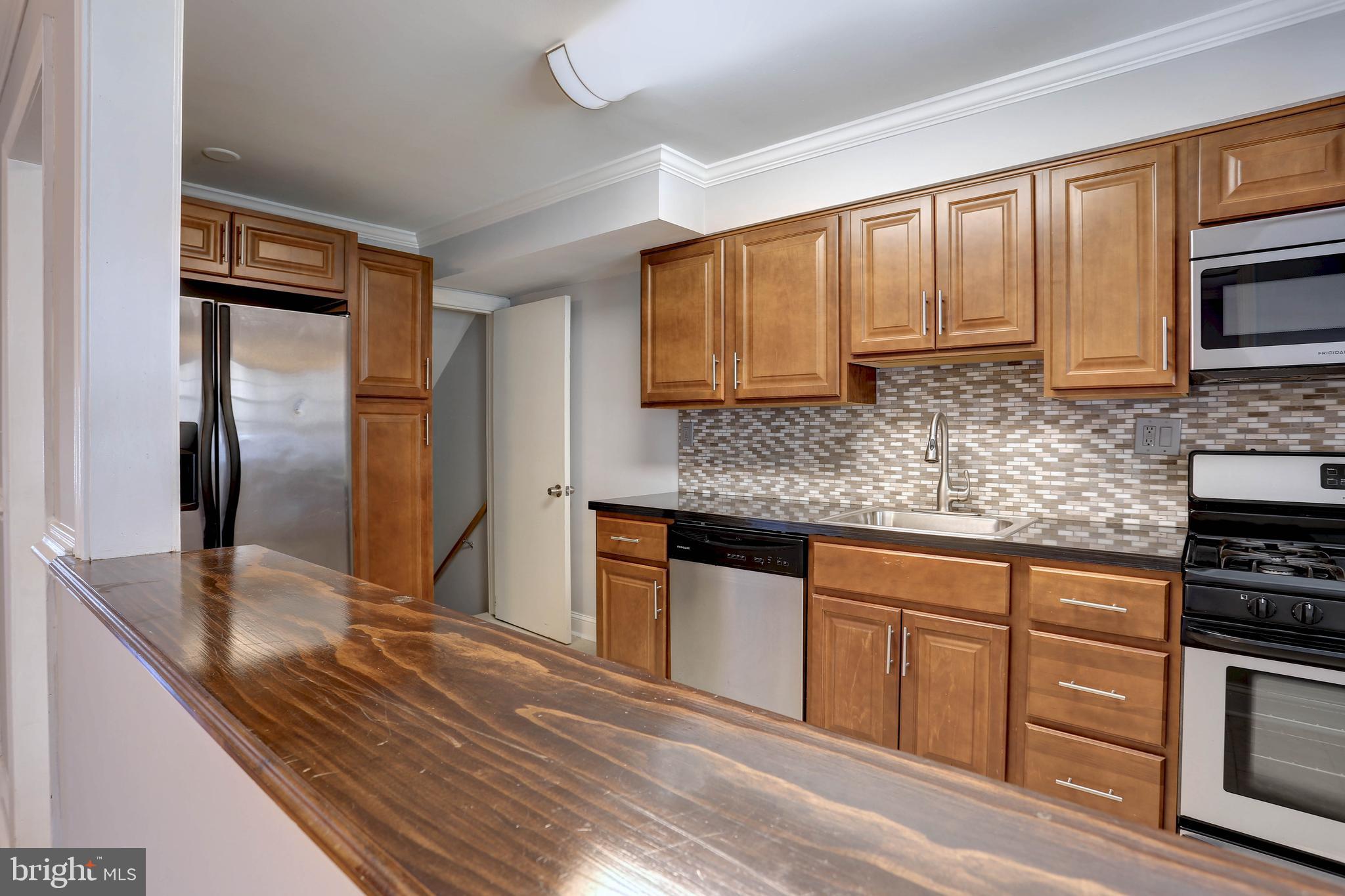 EASTCREST - Residential