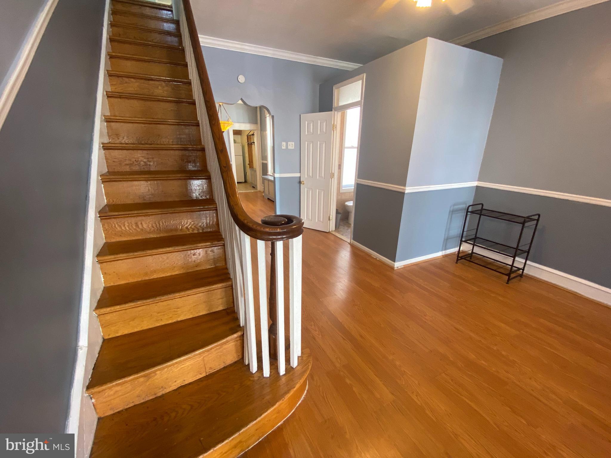 PORT RICHMOND - Residential Lease