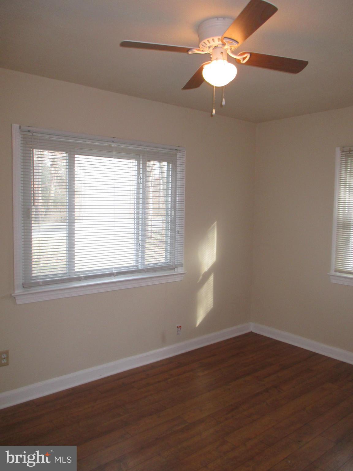 CLINTON - Residential Lease