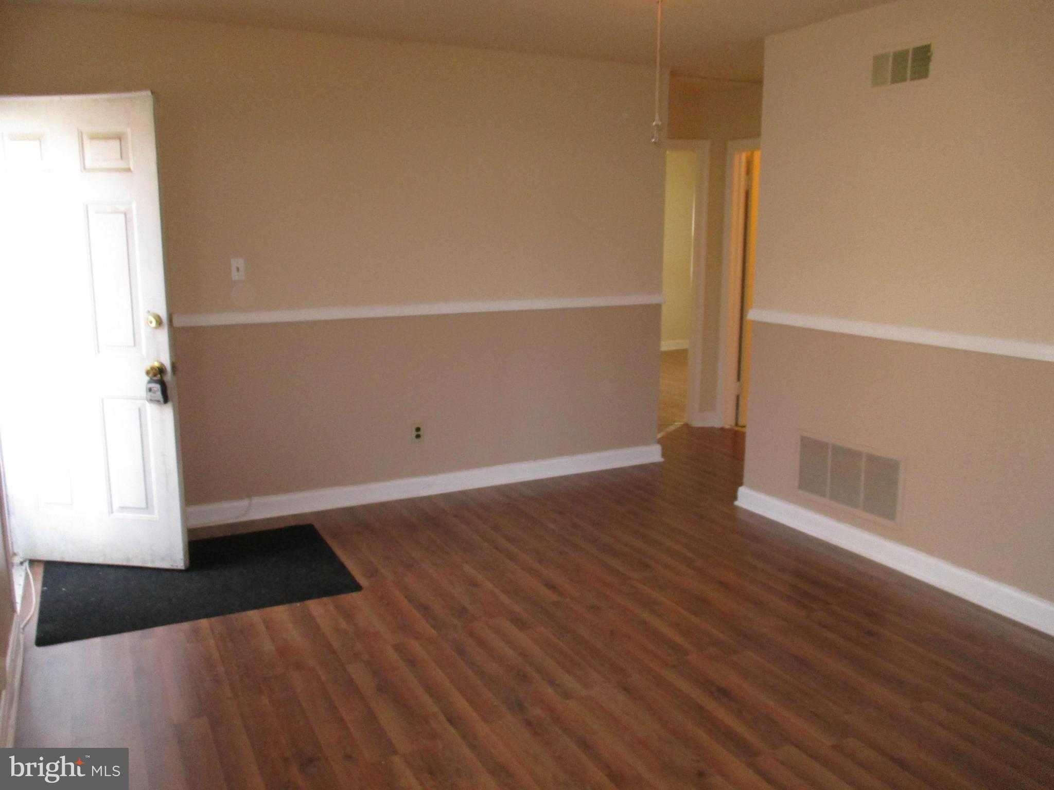 CLINTON - Residential Lease