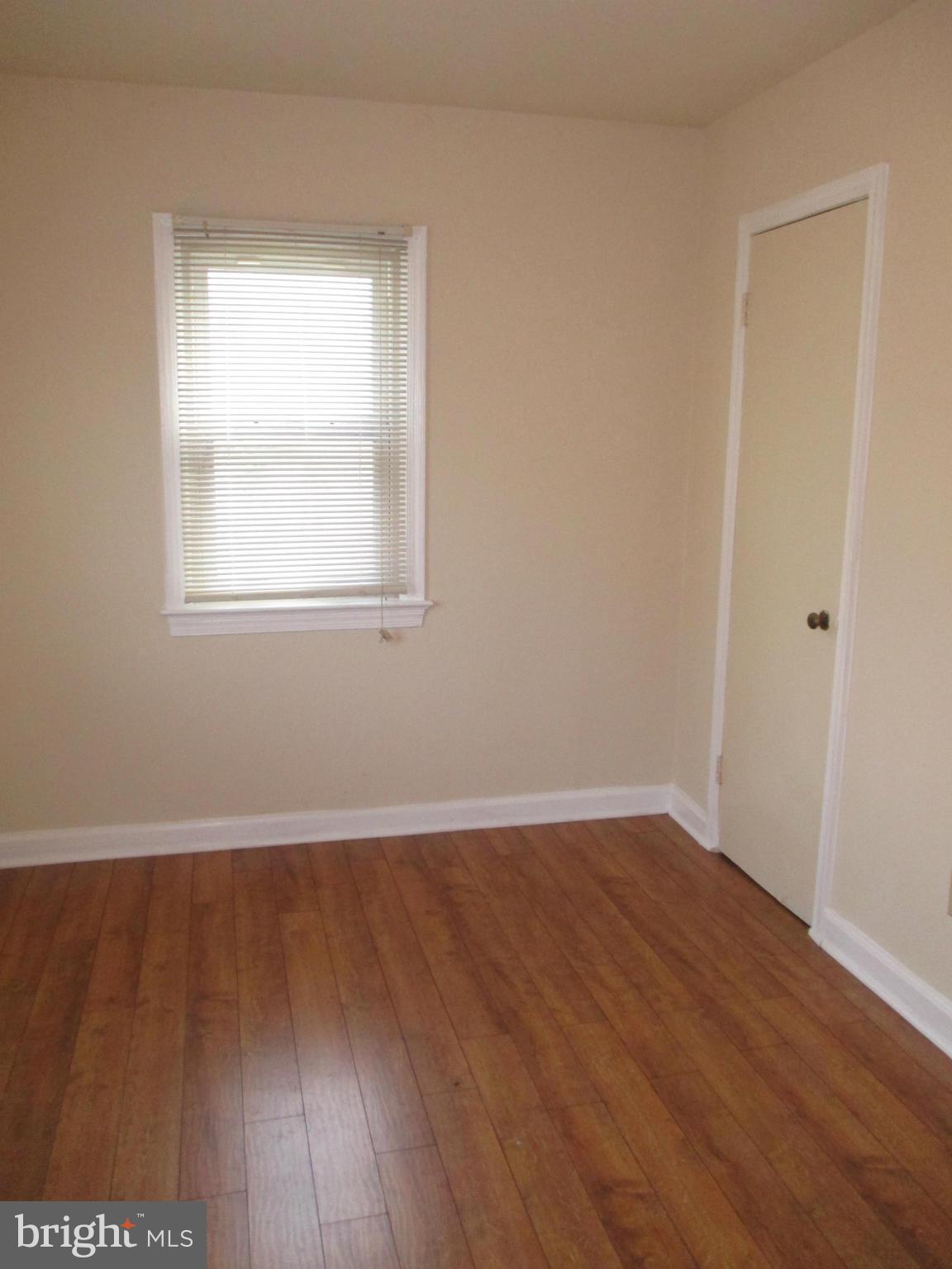 CLINTON - Residential Lease