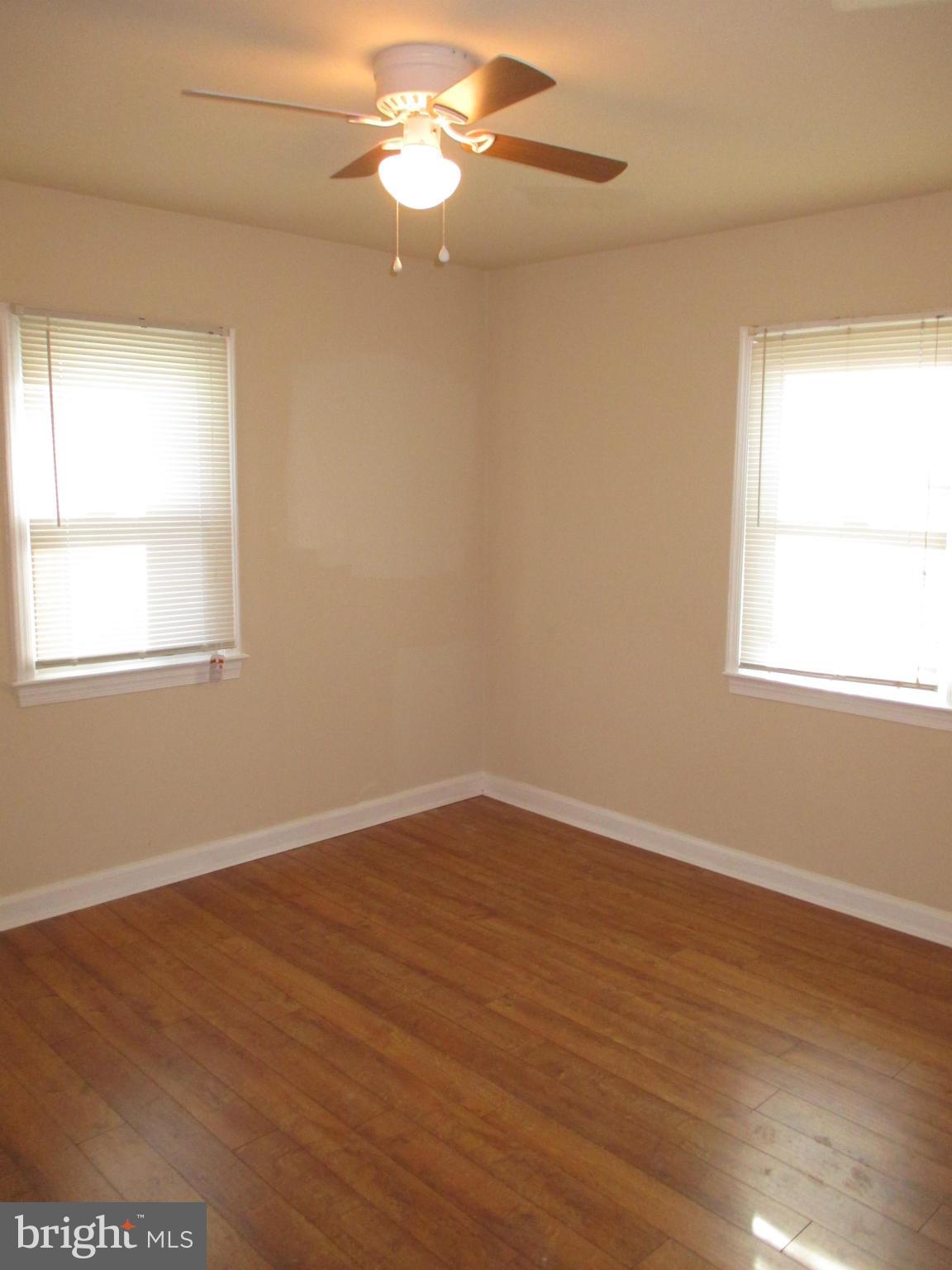 CLINTON - Residential Lease