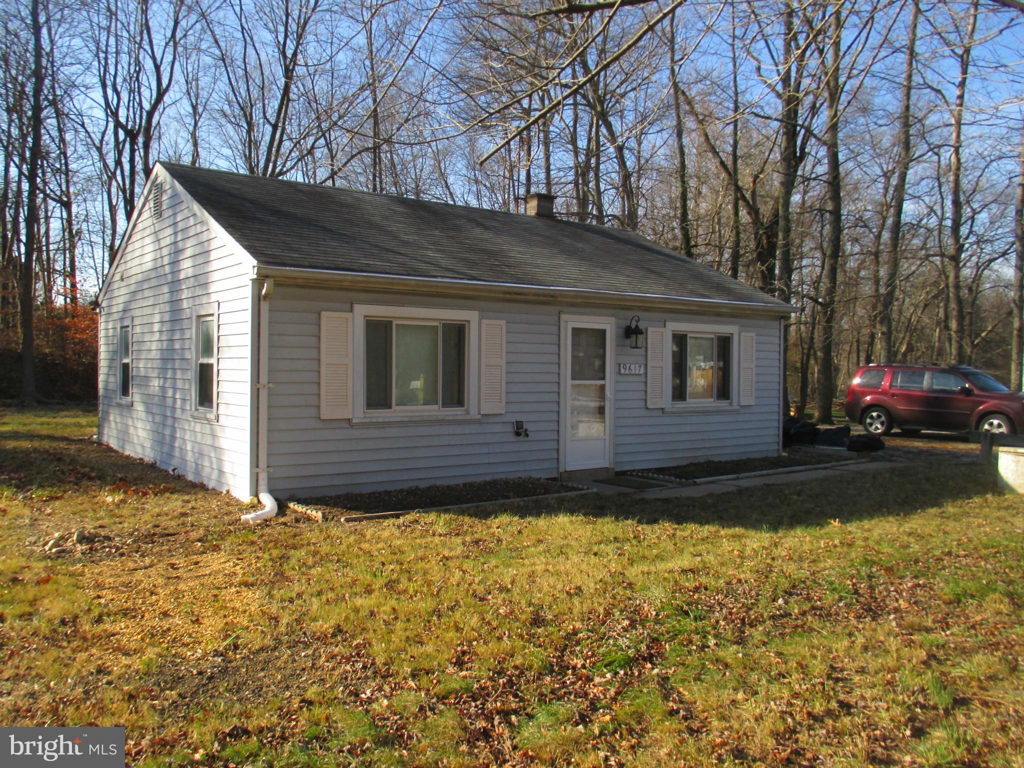 CLINTON - Residential Lease