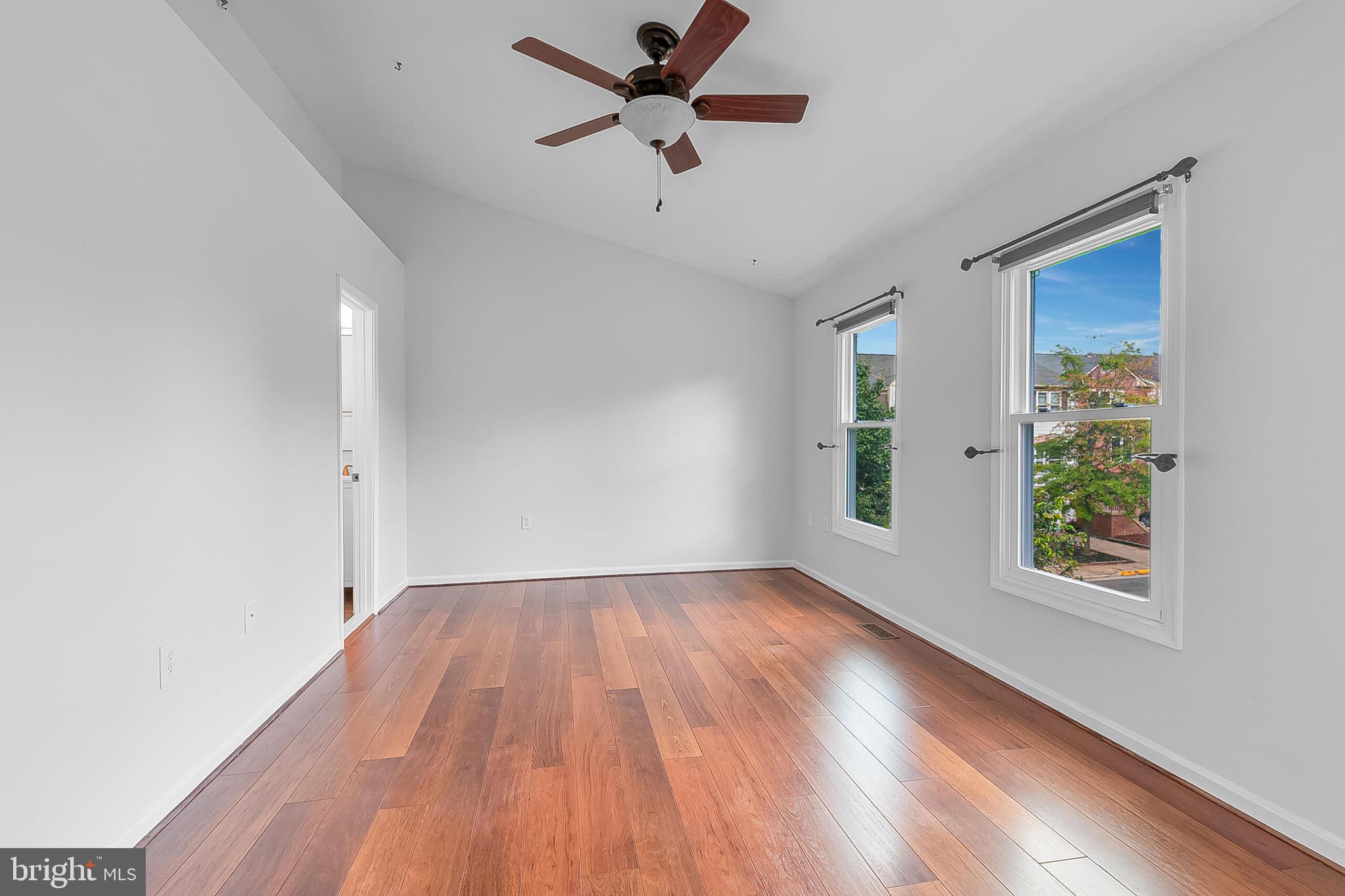 BALLSFORD - Residential Lease