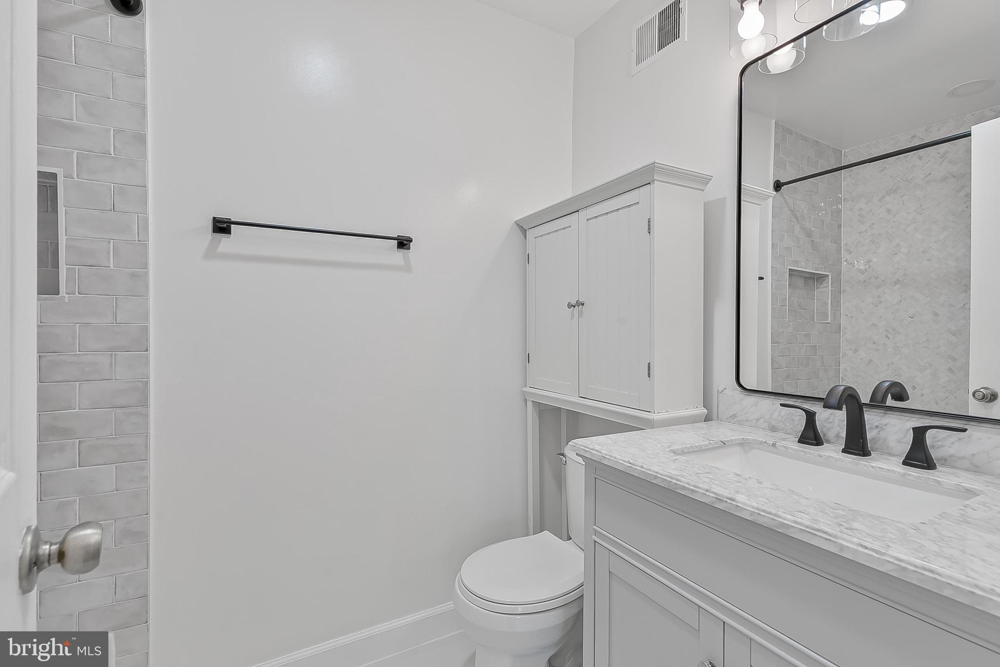 BALLSFORD - Residential Lease